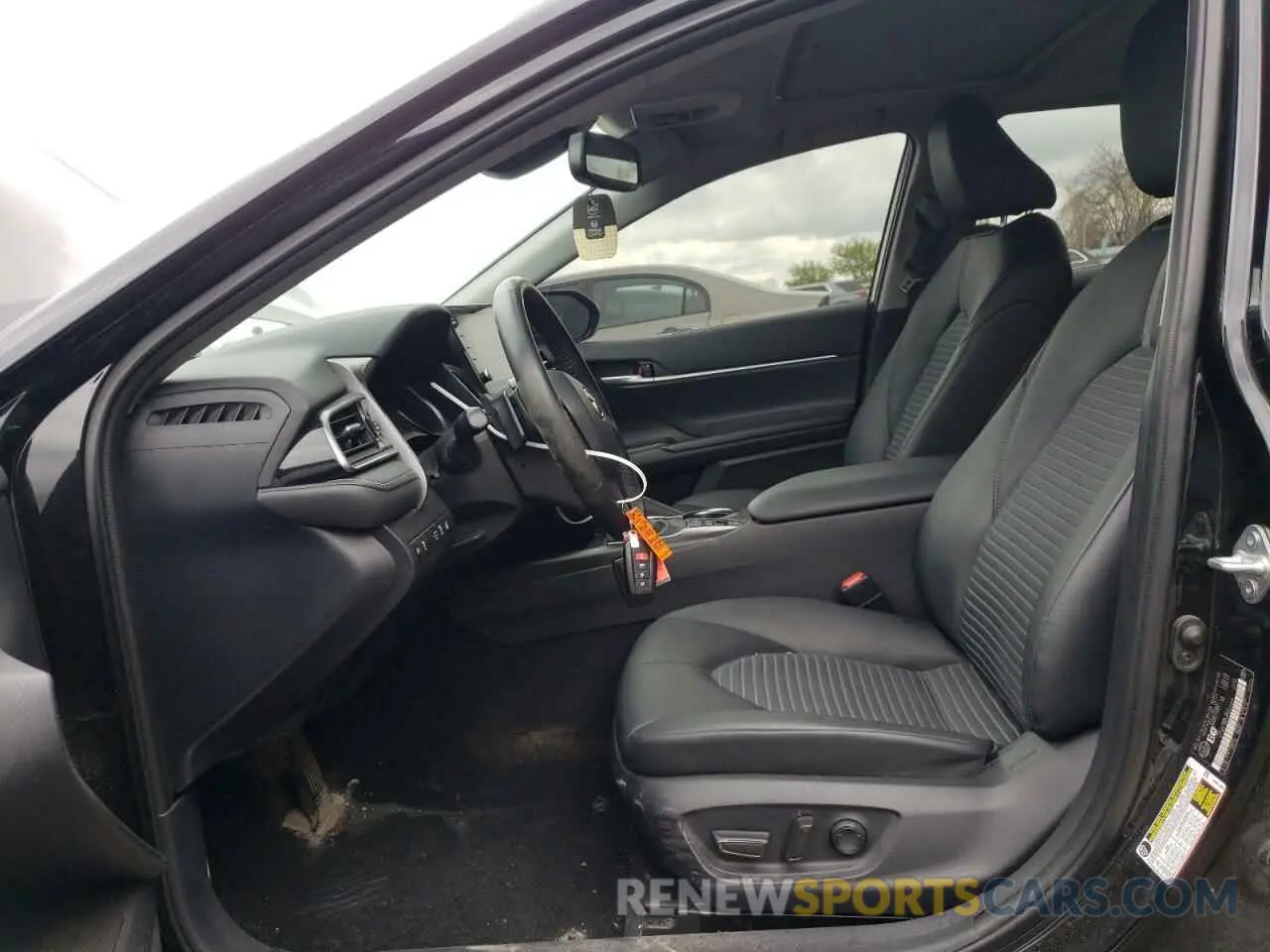 7 Photograph of a damaged car 4T1B21HK6PU020055 TOYOTA CAMRY 2023