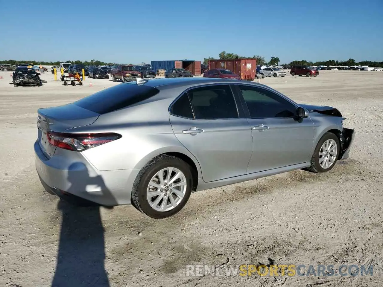 3 Photograph of a damaged car 4T1C11AK0PU140368 TOYOTA CAMRY 2023