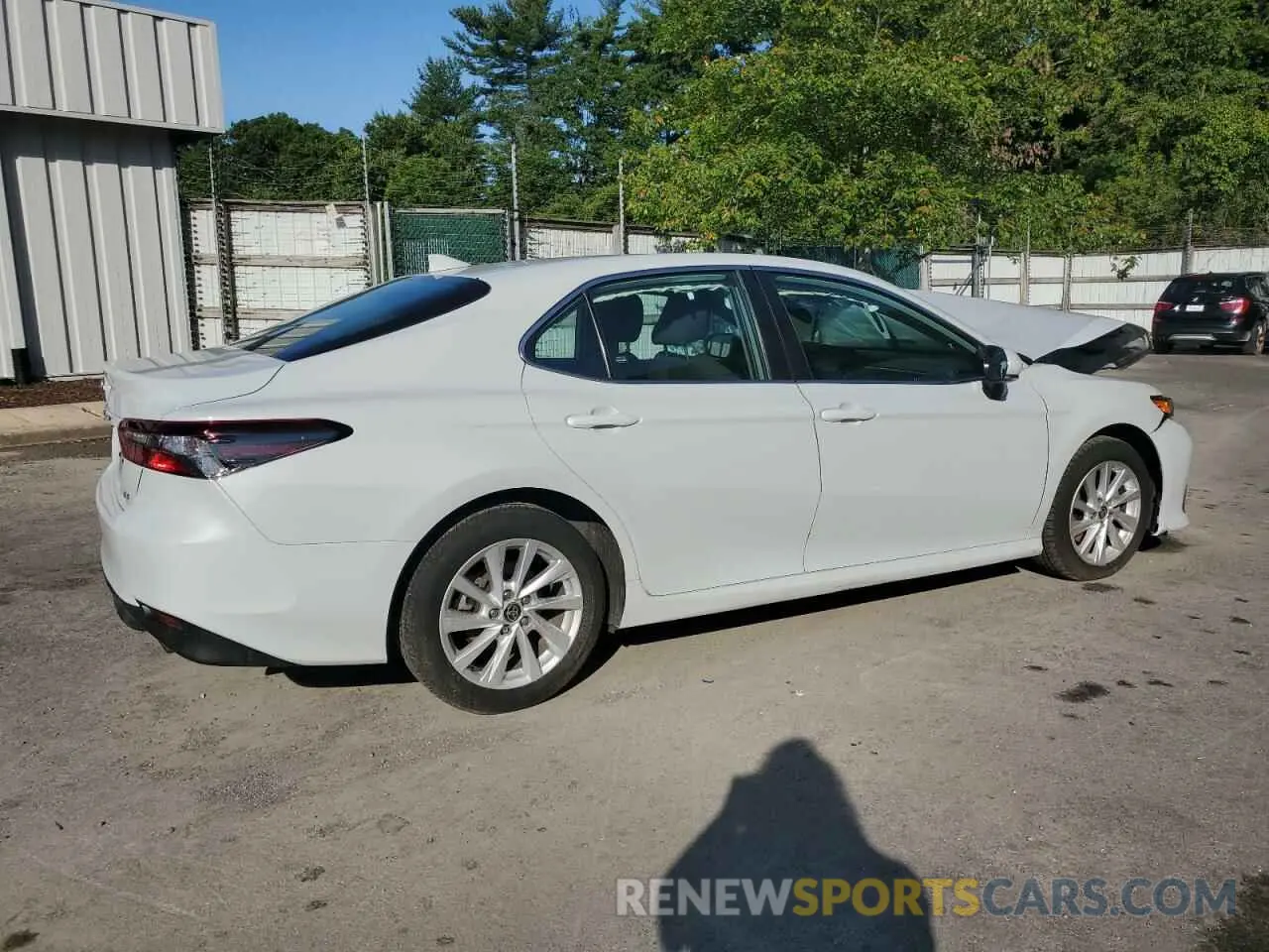 3 Photograph of a damaged car 4T1C11AK0PU182670 TOYOTA CAMRY 2023