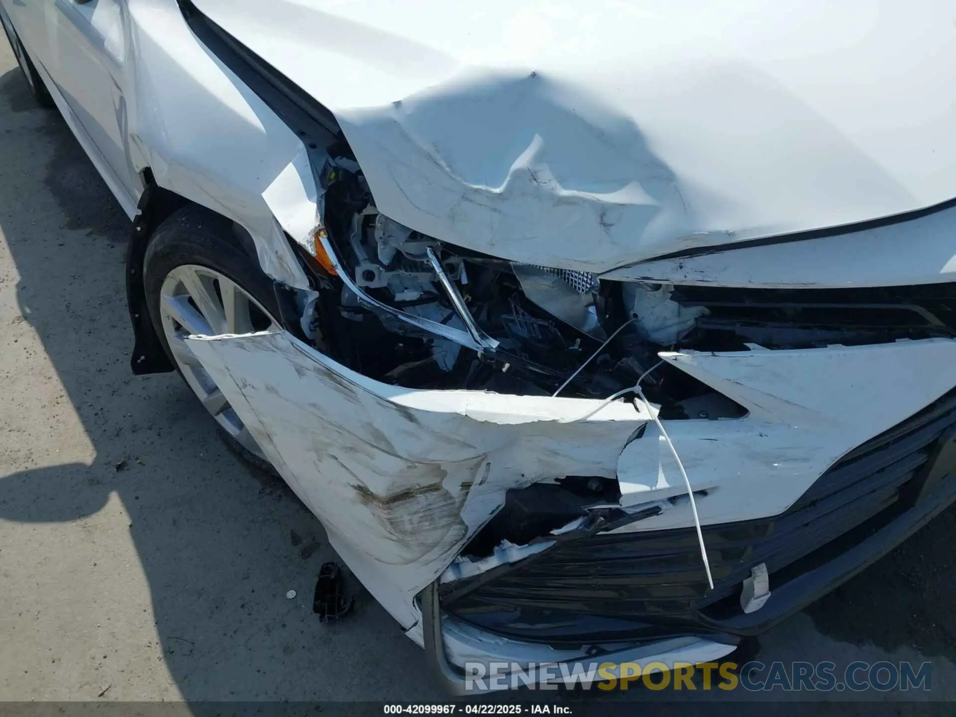 6 Photograph of a damaged car 4T1C11AK1PU112627 TOYOTA CAMRY 2023