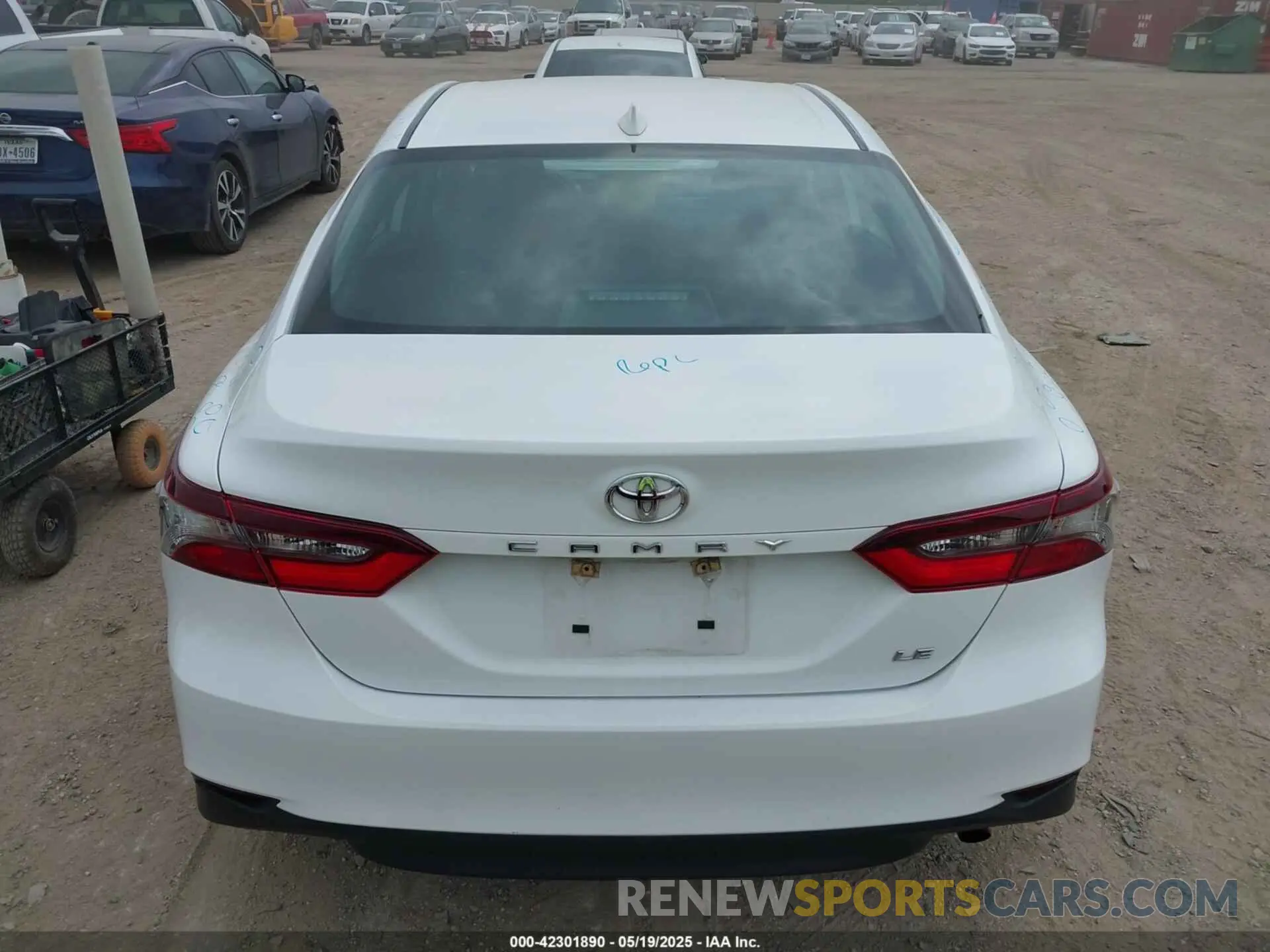 16 Photograph of a damaged car 4T1C11AK1PU770254 TOYOTA CAMRY 2023