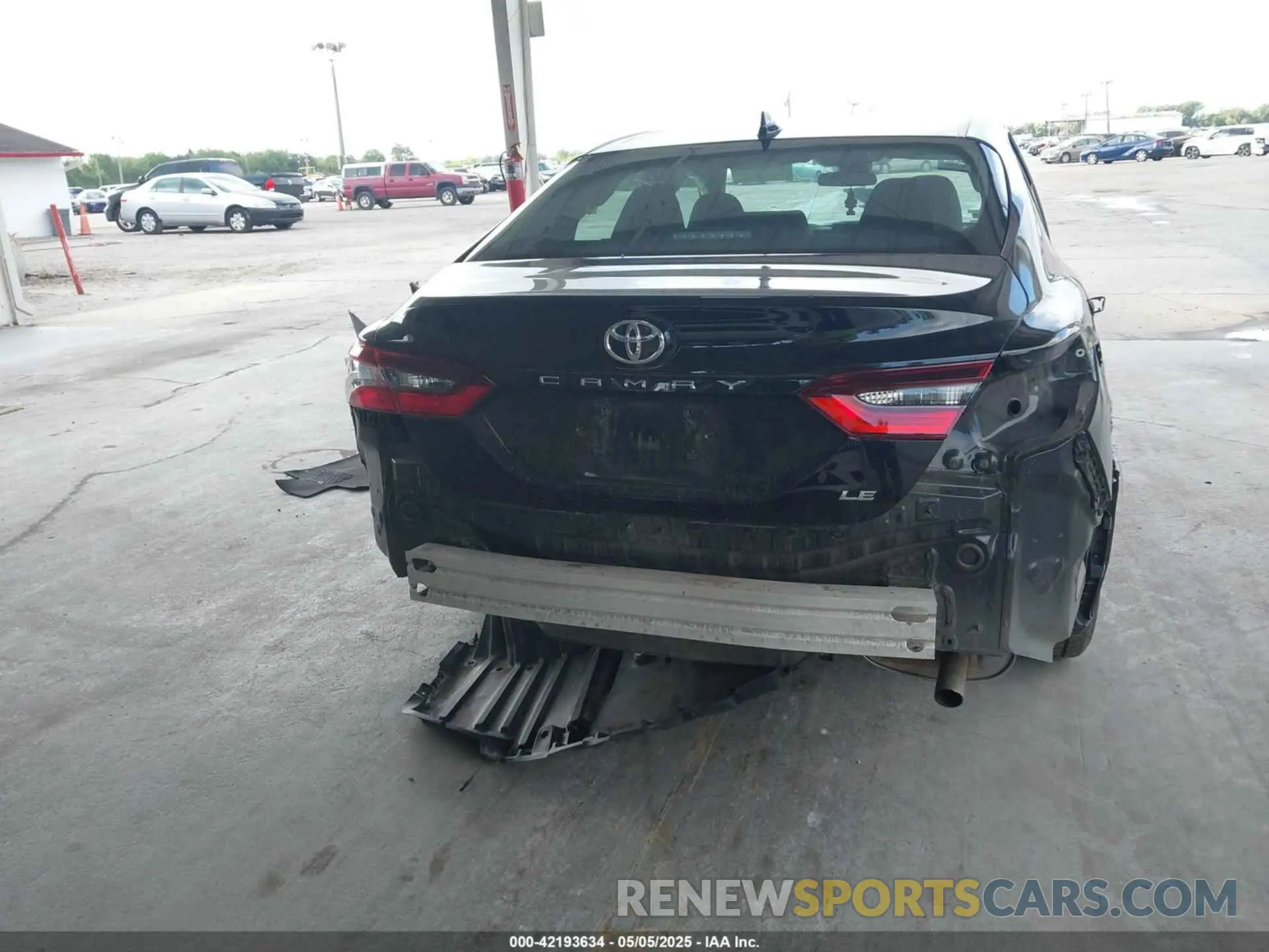 16 Photograph of a damaged car 4T1C11AK2P4118131 TOYOTA CAMRY 2023