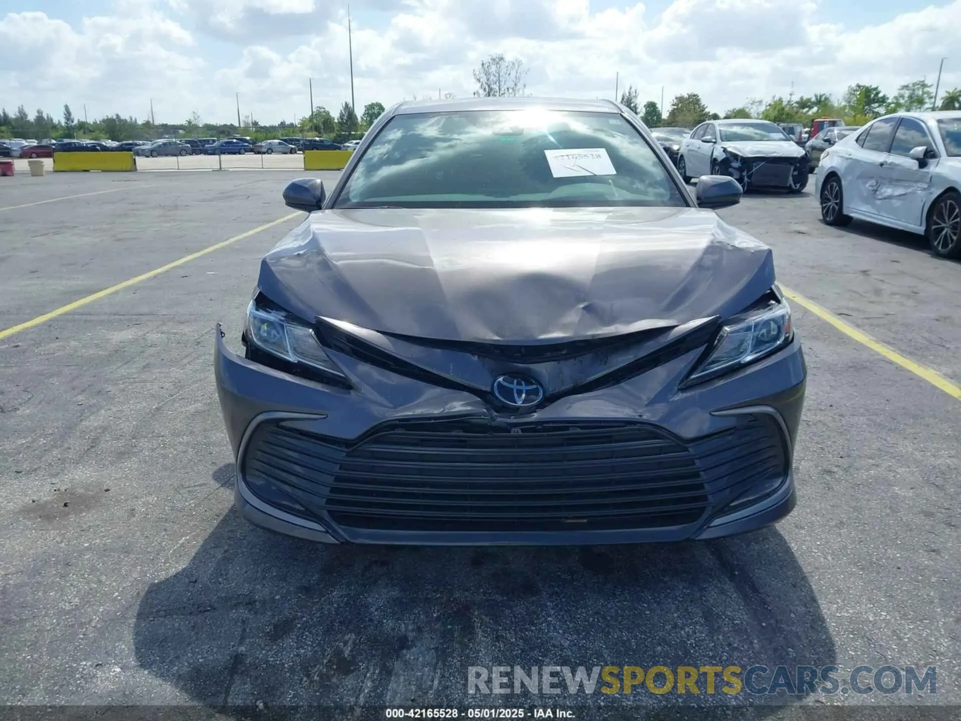 12 Photograph of a damaged car 4T1C11AK2PU080805 TOYOTA CAMRY 2023