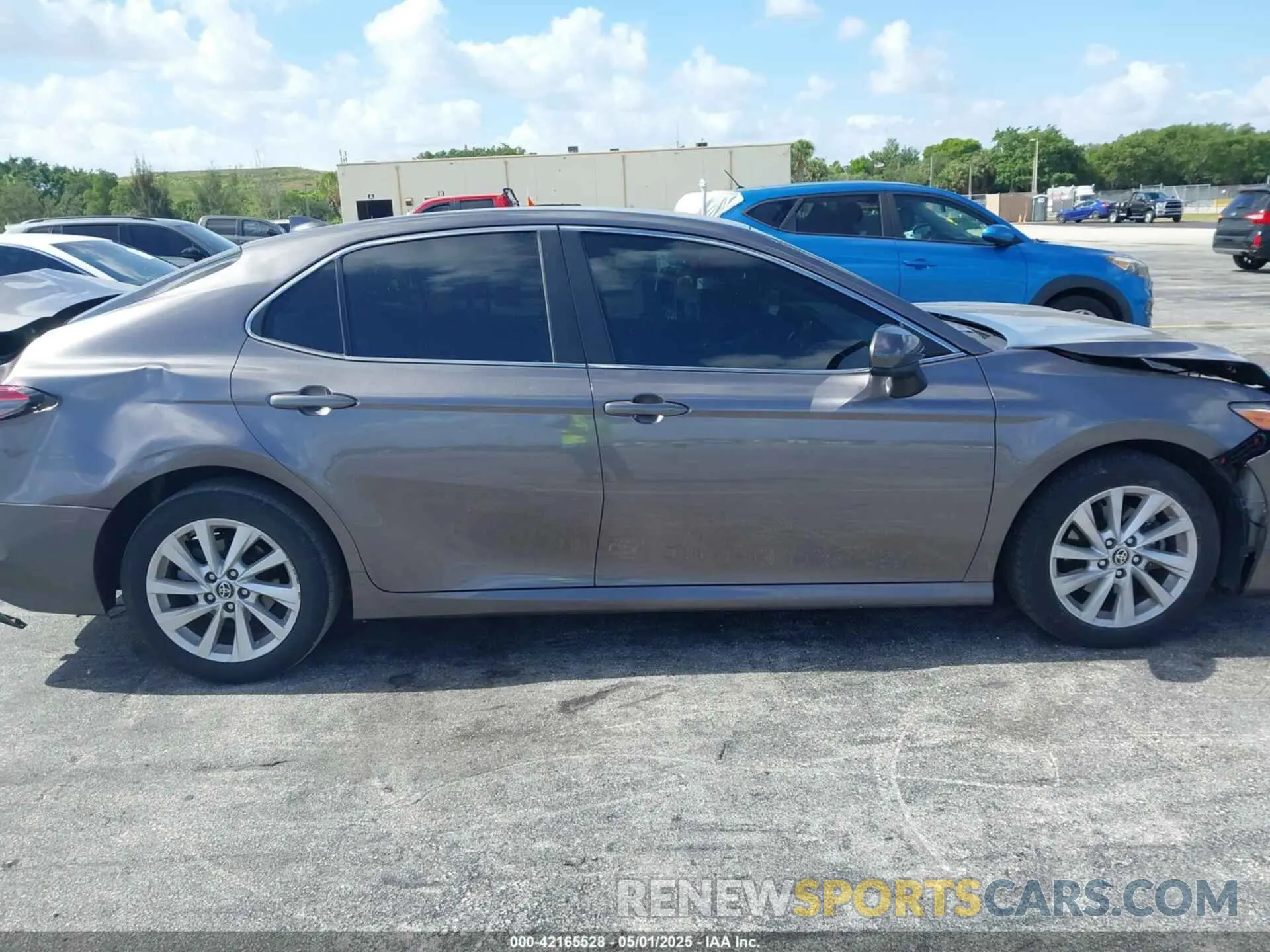 13 Photograph of a damaged car 4T1C11AK2PU080805 TOYOTA CAMRY 2023