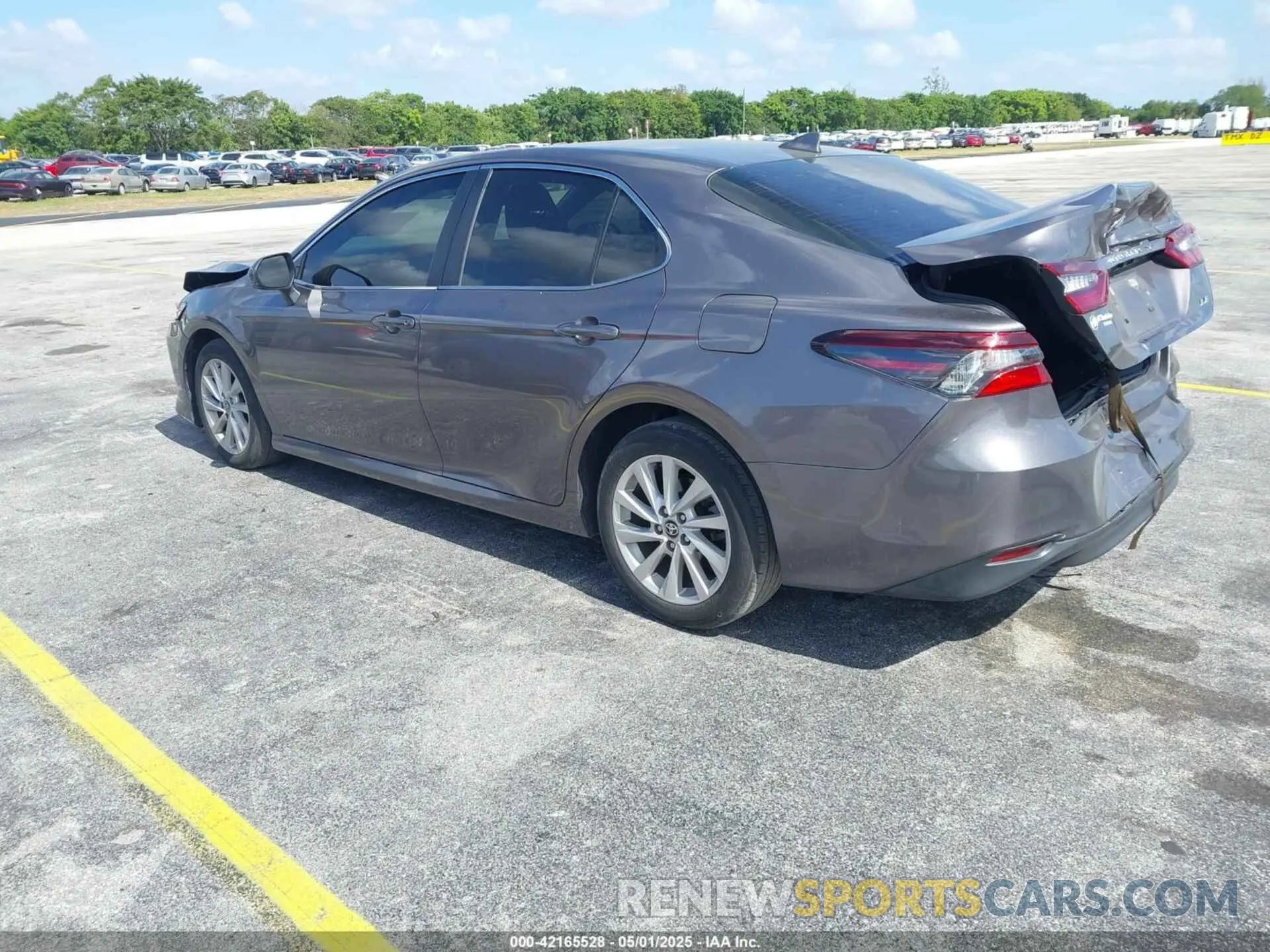 3 Photograph of a damaged car 4T1C11AK2PU080805 TOYOTA CAMRY 2023