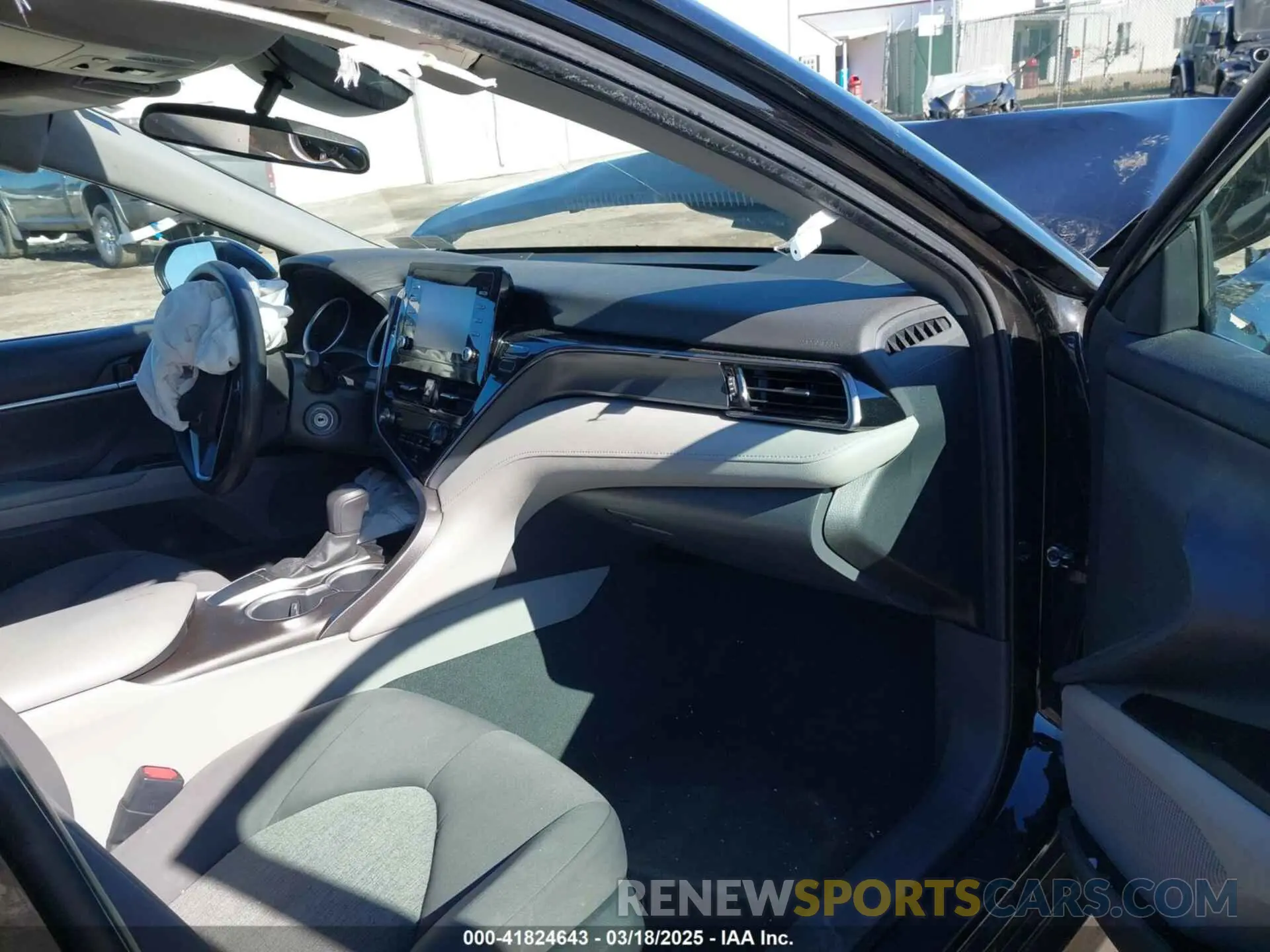 5 Photograph of a damaged car 4T1C11AK2PU106352 TOYOTA CAMRY 2023