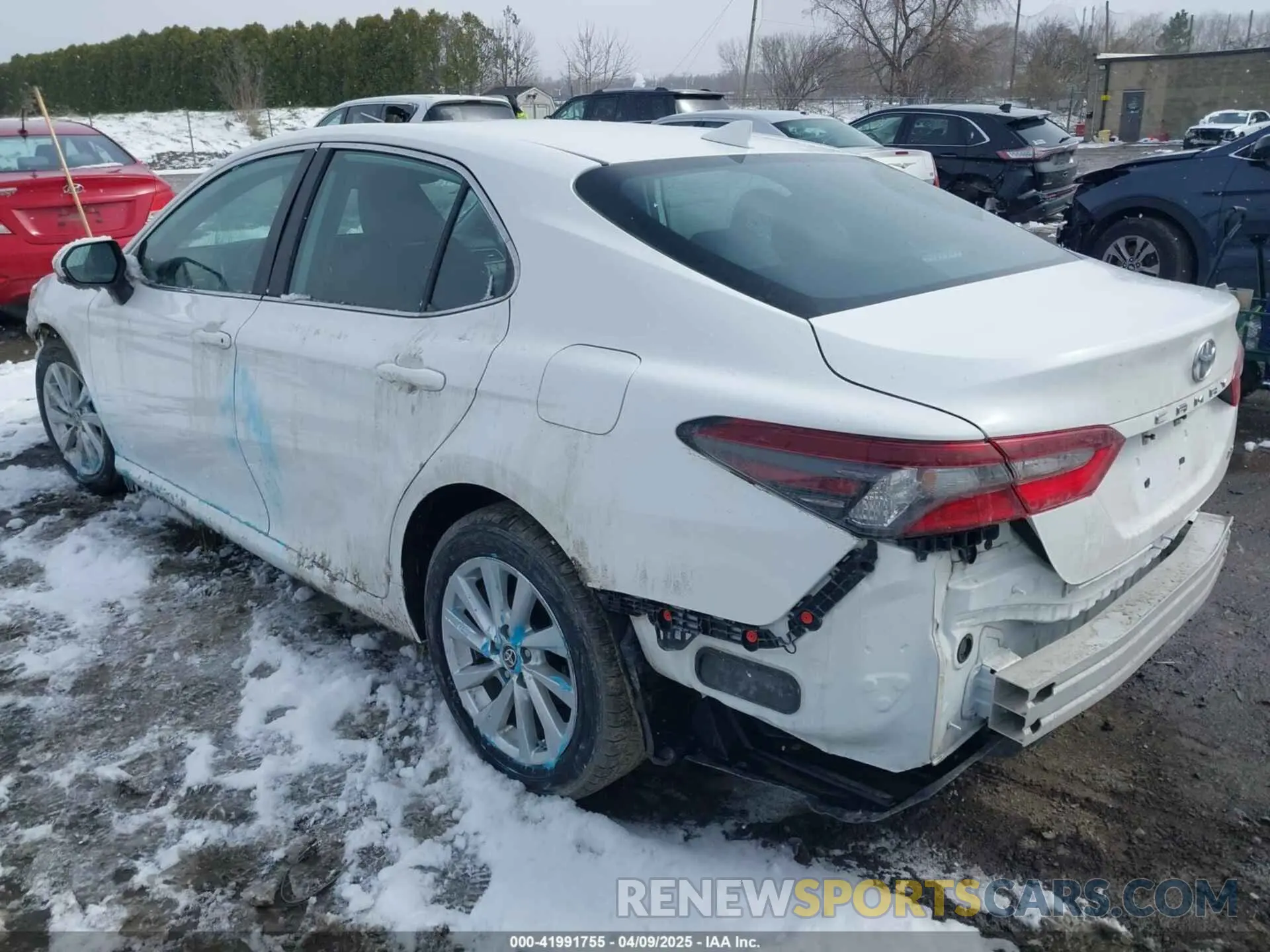 3 Photograph of a damaged car 4T1C11AK2PU106450 TOYOTA CAMRY 2023