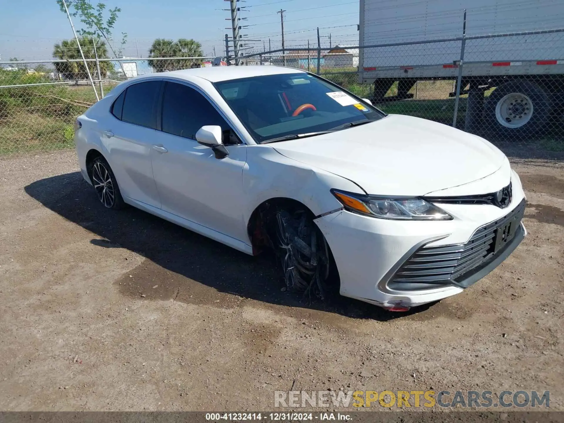 1 Photograph of a damaged car 4T1C11AK2PU122566 TOYOTA CAMRY 2023