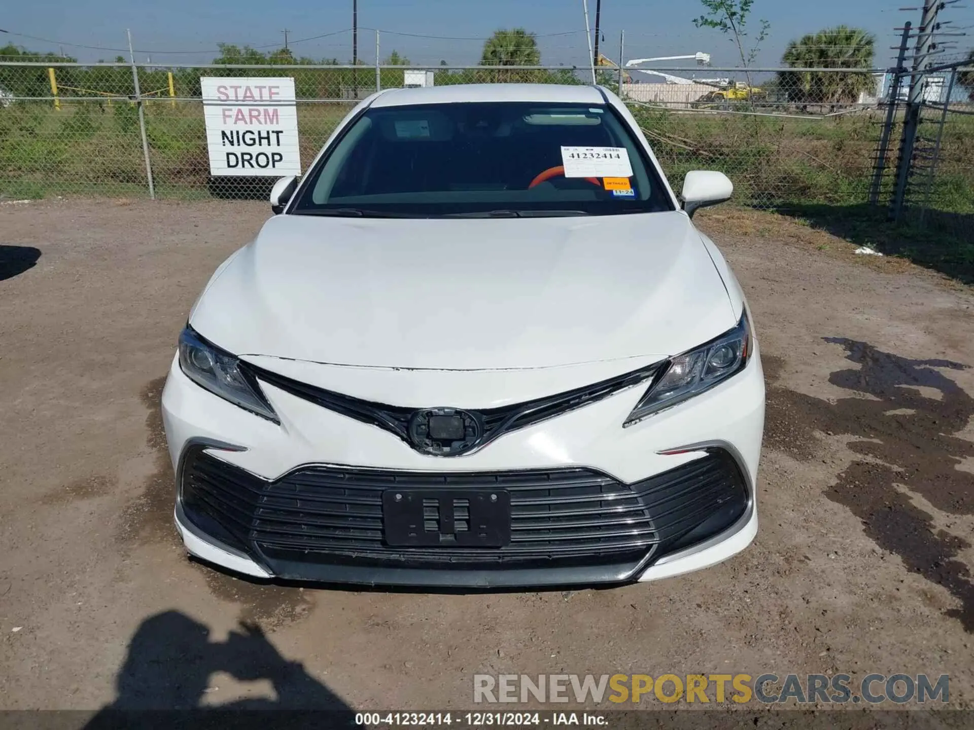 11 Photograph of a damaged car 4T1C11AK2PU122566 TOYOTA CAMRY 2023