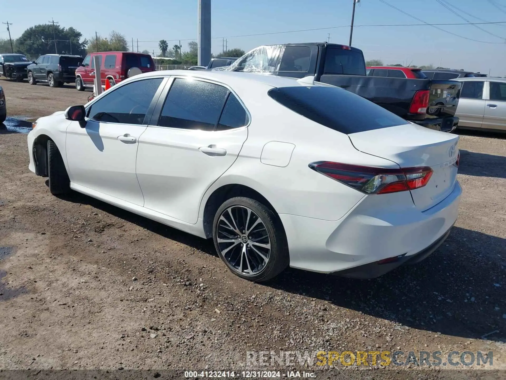 3 Photograph of a damaged car 4T1C11AK2PU122566 TOYOTA CAMRY 2023