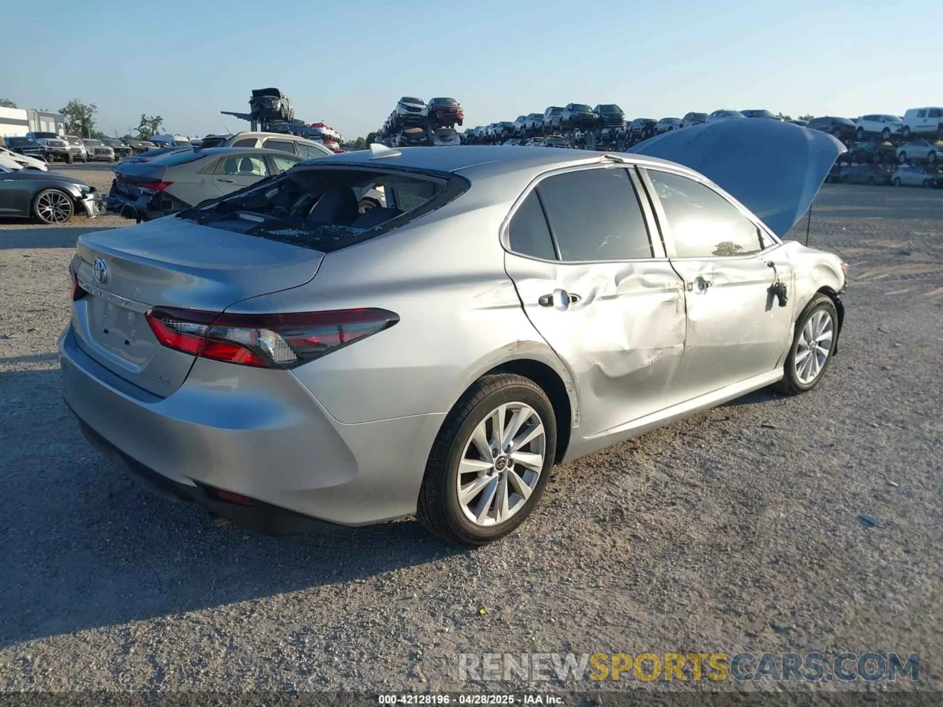 4 Photograph of a damaged car 4T1C11AK2PU125757 TOYOTA CAMRY 2023