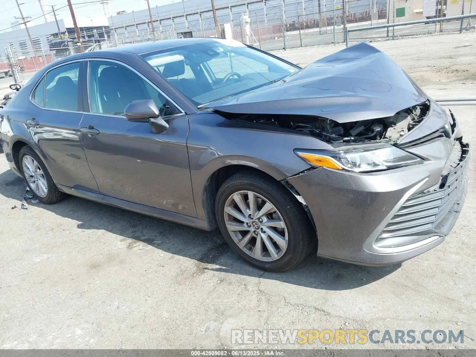 1 Photograph of a damaged car 4T1C11AK2PU165627 TOYOTA CAMRY 2023