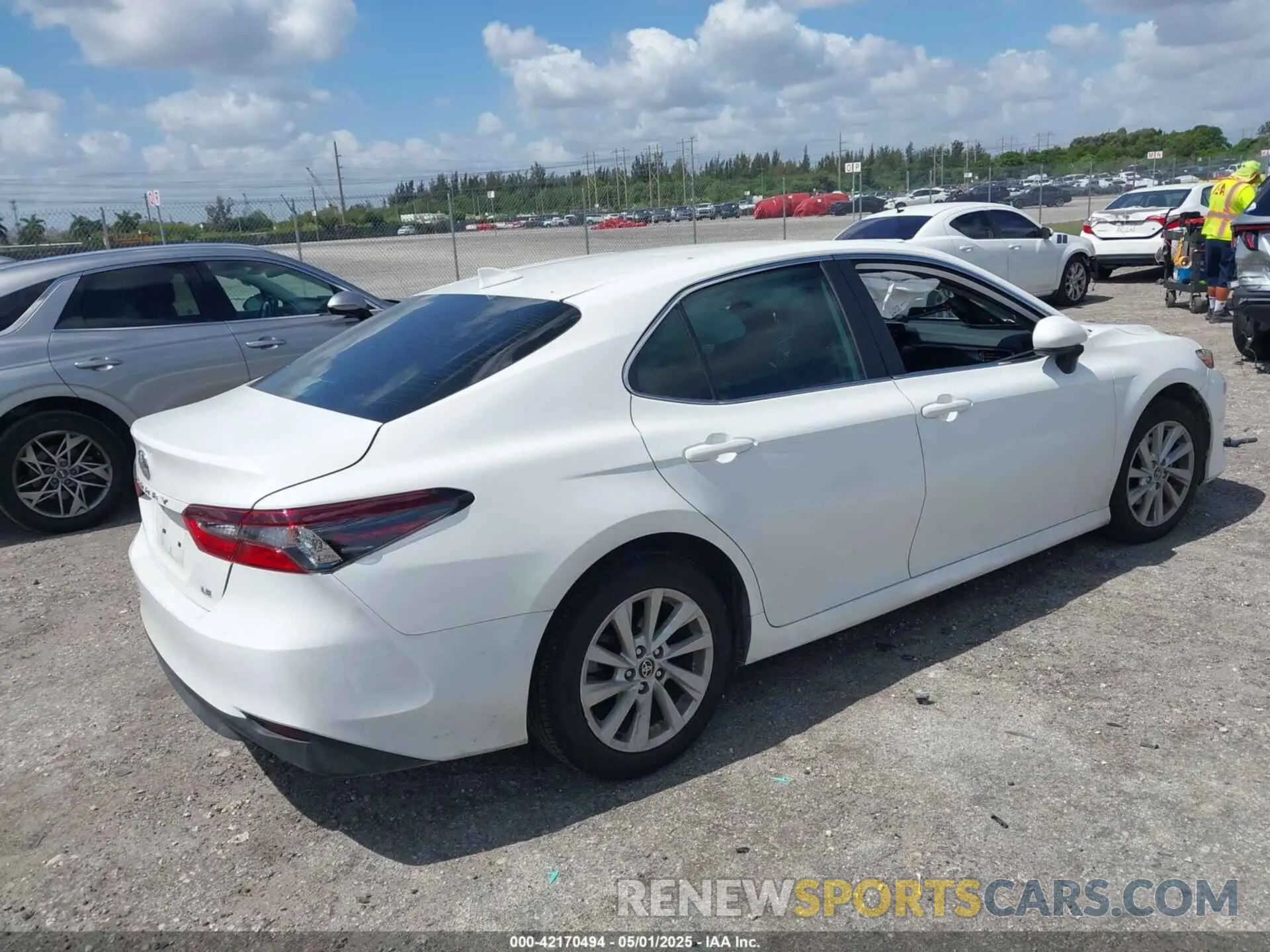 4 Photograph of a damaged car 4T1C11AK2PU185800 TOYOTA CAMRY 2023