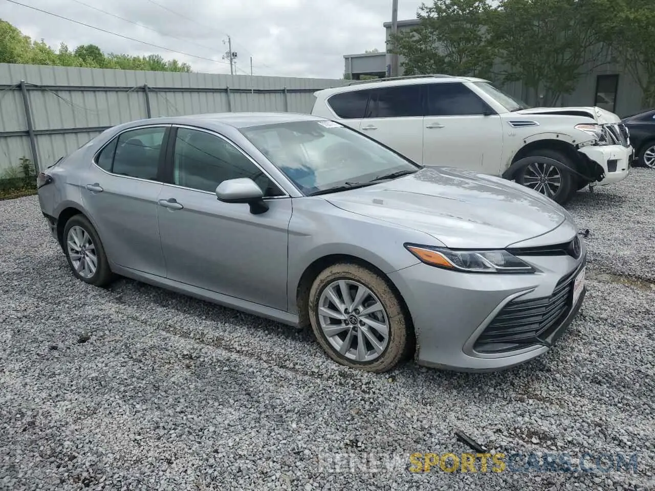 4 Photograph of a damaged car 4T1C11AK2PU725212 TOYOTA CAMRY 2023