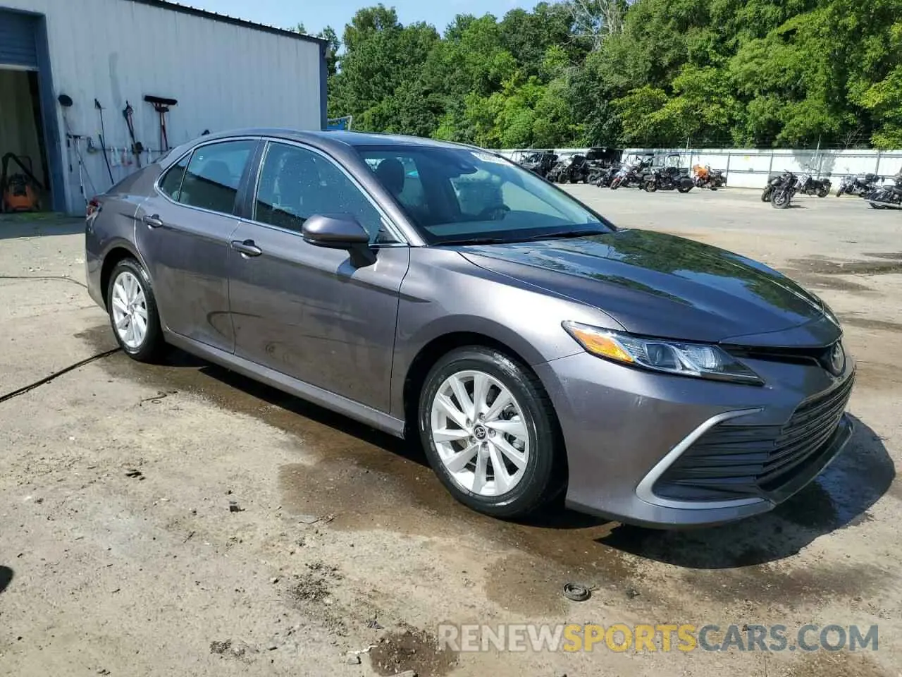 4 Photograph of a damaged car 4T1C11AK2PU734136 TOYOTA CAMRY 2023