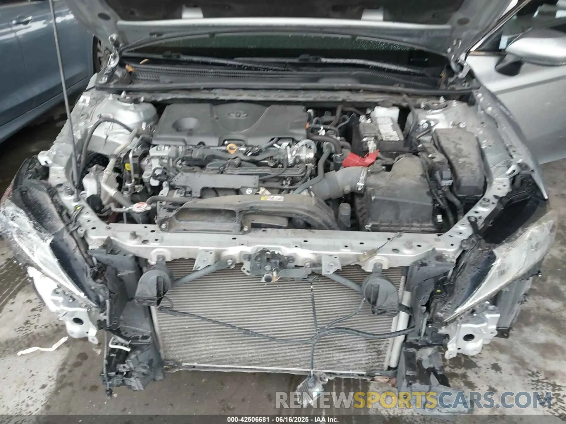 10 Photograph of a damaged car 4T1C11AK2PU814214 TOYOTA CAMRY 2023