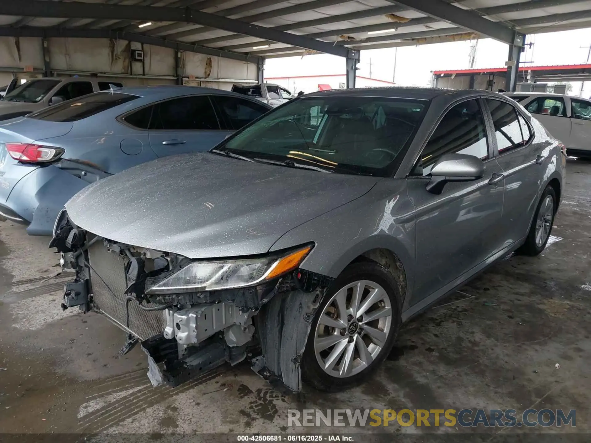 2 Photograph of a damaged car 4T1C11AK2PU814214 TOYOTA CAMRY 2023