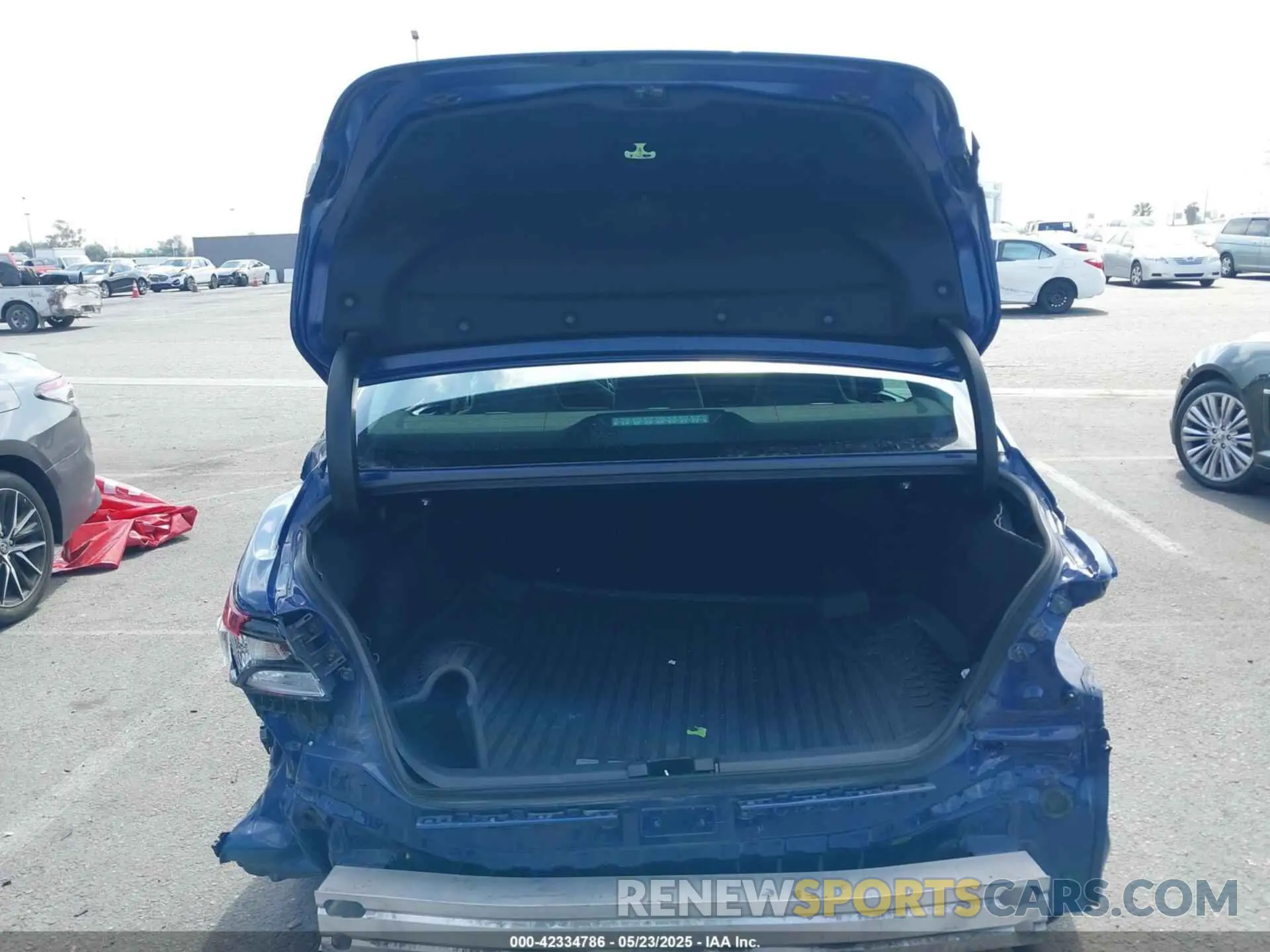 18 Photograph of a damaged car 4T1C11AK3PU106716 TOYOTA CAMRY 2023