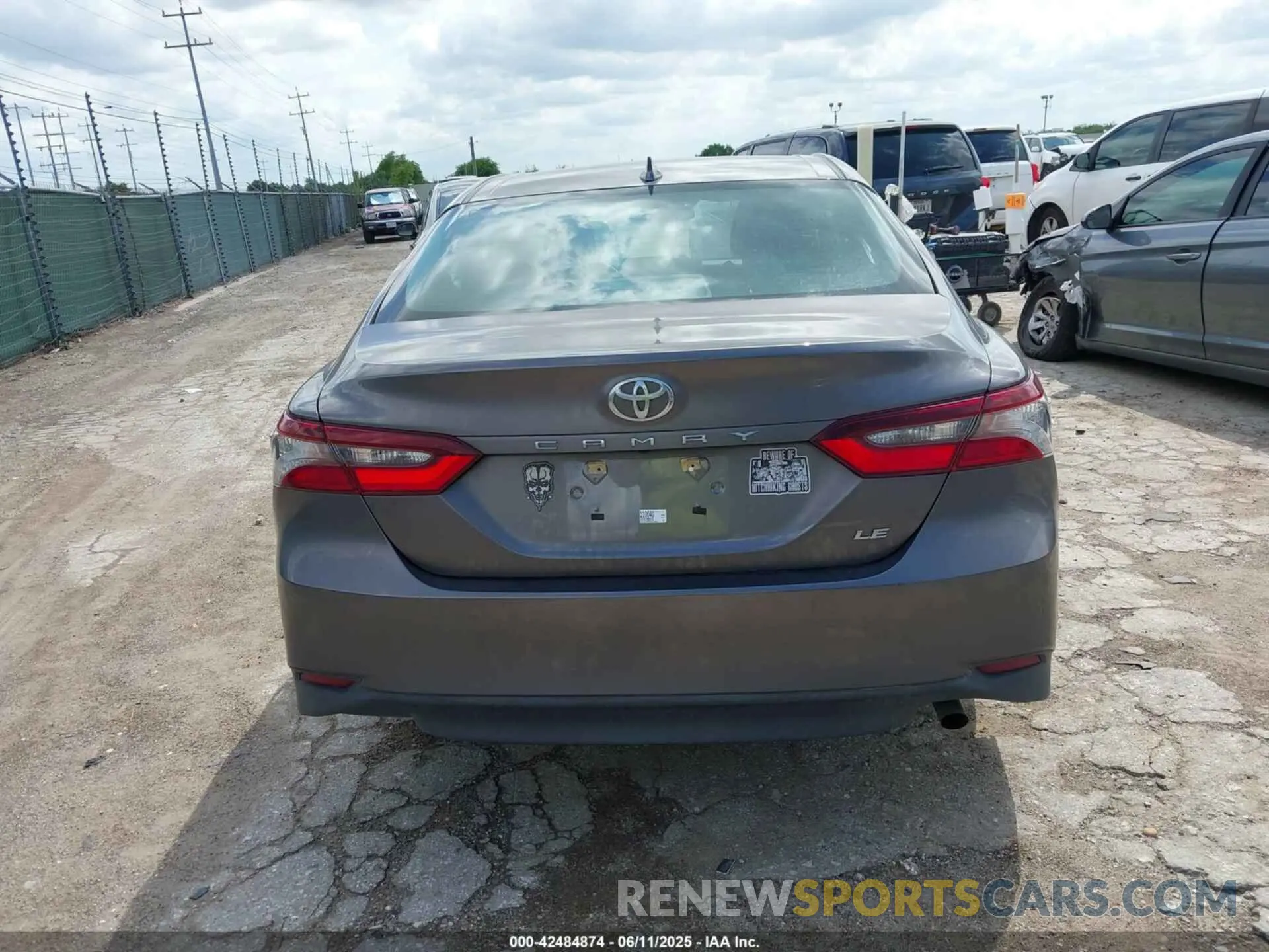 16 Photograph of a damaged car 4T1C11AK3PU110040 TOYOTA CAMRY 2023