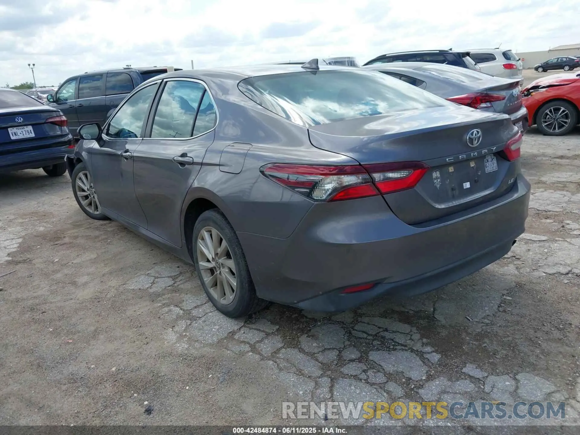 3 Photograph of a damaged car 4T1C11AK3PU110040 TOYOTA CAMRY 2023