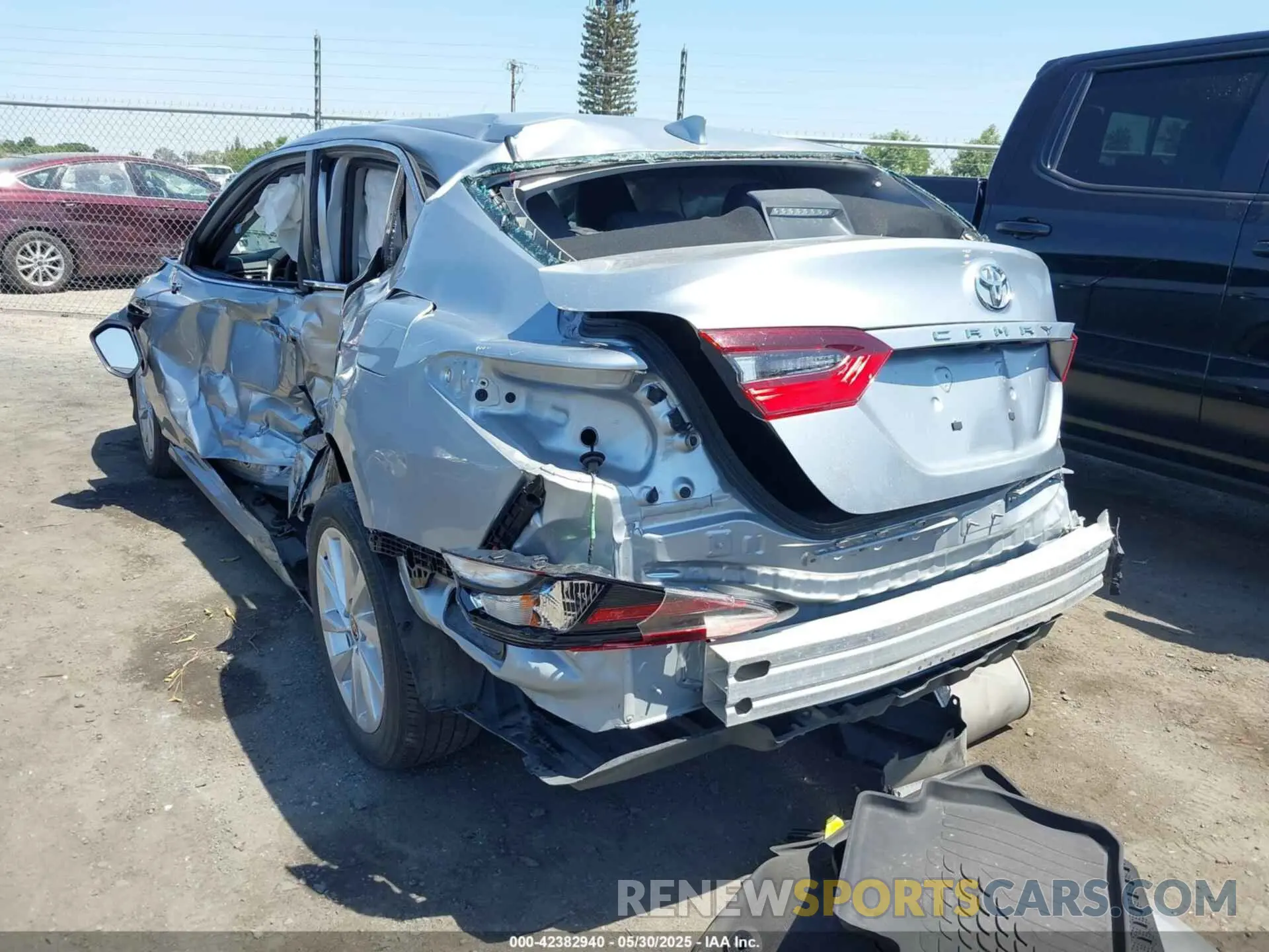 3 Photograph of a damaged car 4T1C11AK3PU125458 TOYOTA CAMRY 2023