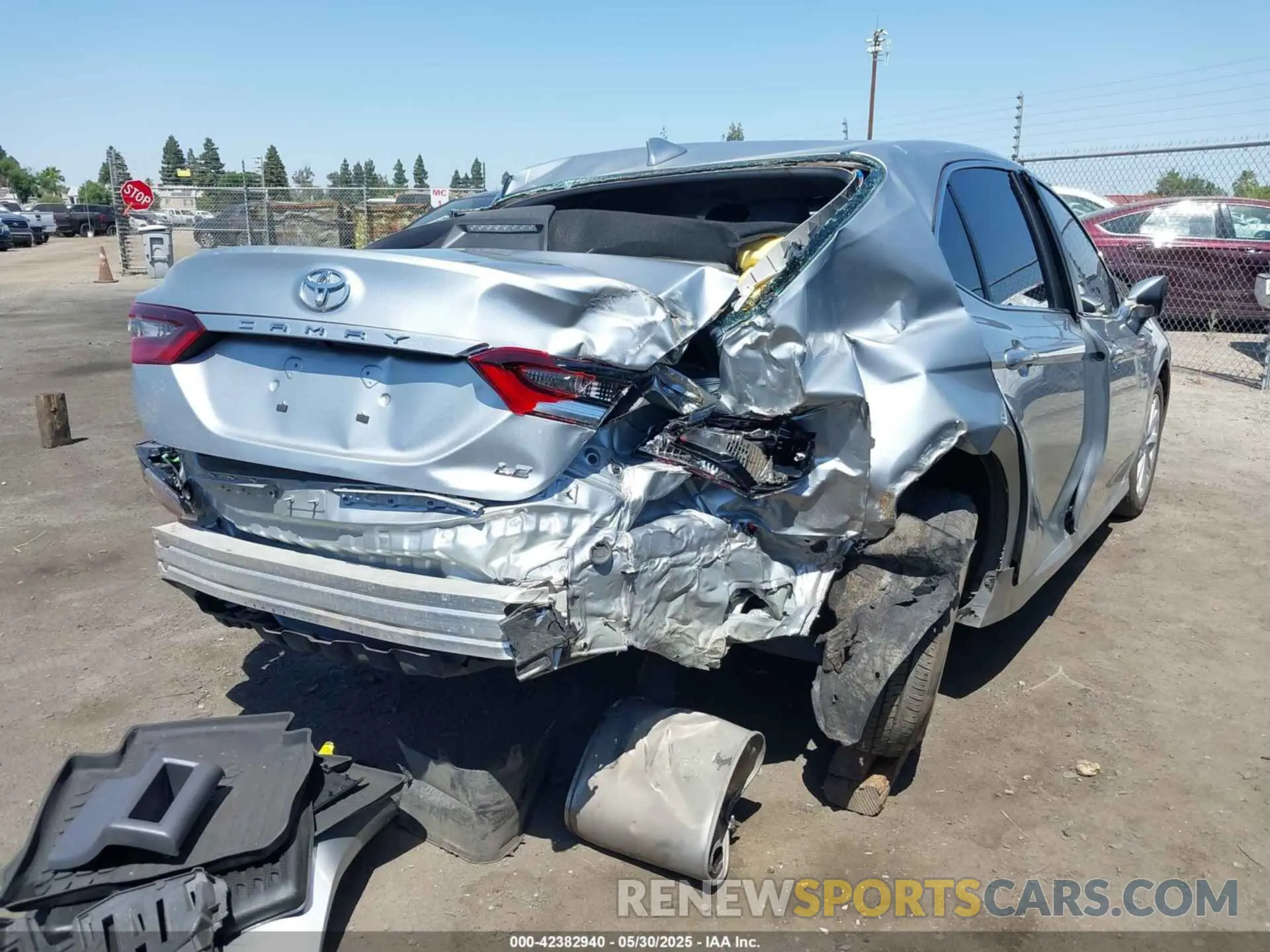 4 Photograph of a damaged car 4T1C11AK3PU125458 TOYOTA CAMRY 2023