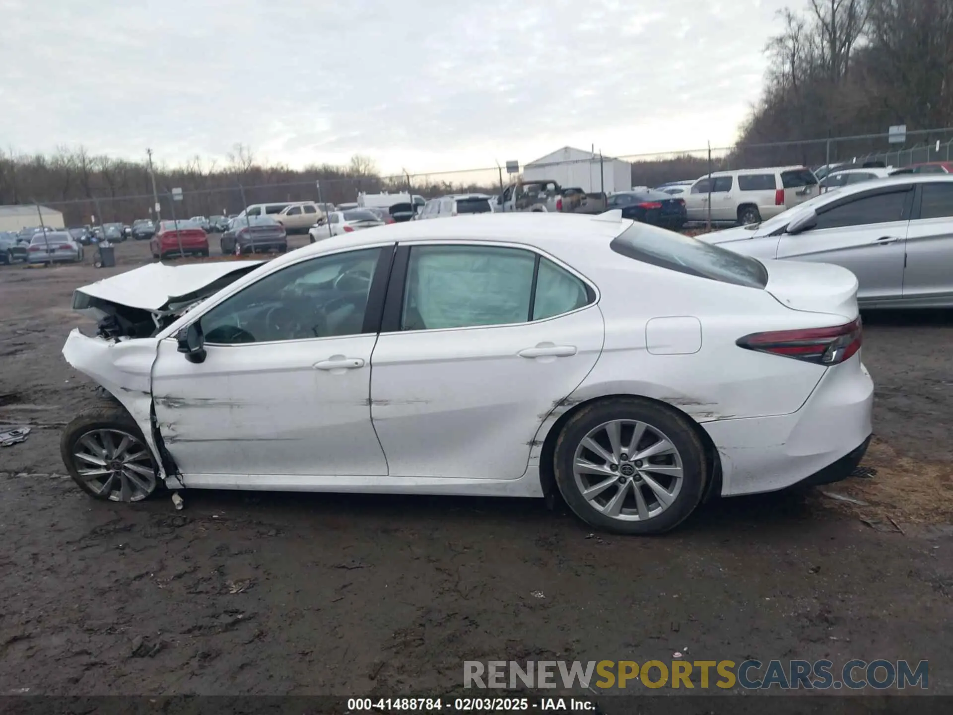 14 Photograph of a damaged car 4T1C11AK4PU185653 TOYOTA CAMRY 2023