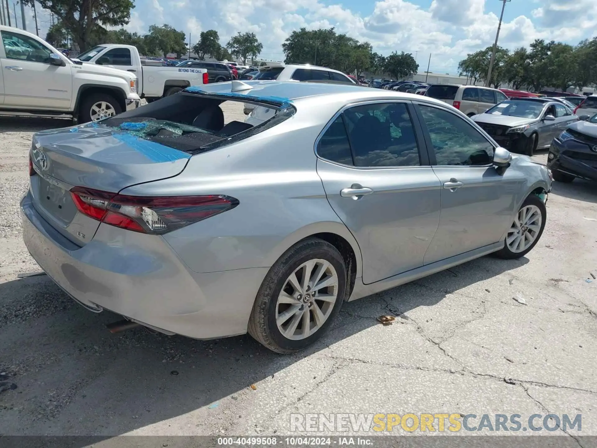 4 Photograph of a damaged car 4T1C11AK4PU736468 TOYOTA CAMRY 2023