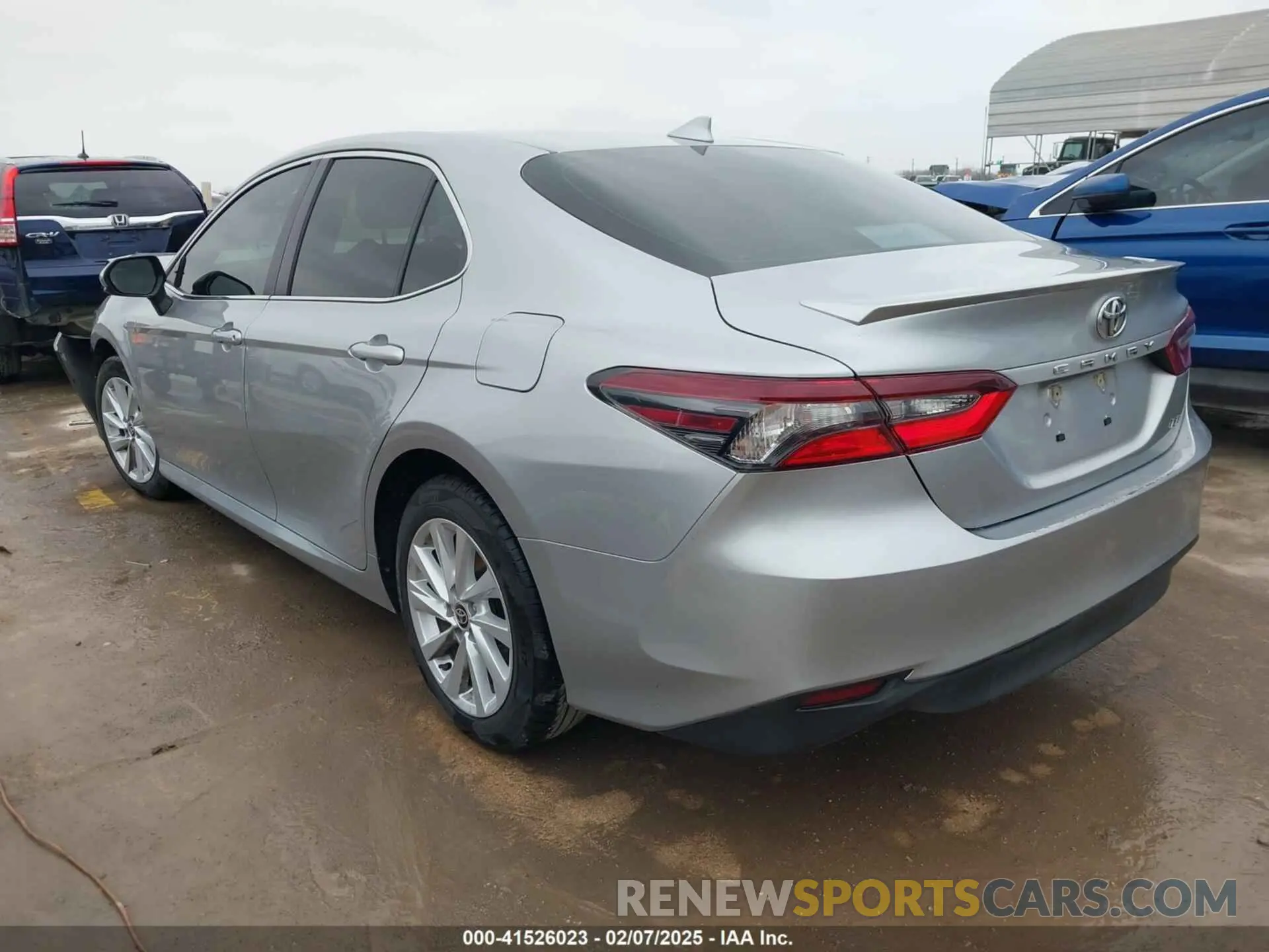 3 Photograph of a damaged car 4T1C11AK4PU805255 TOYOTA CAMRY 2023