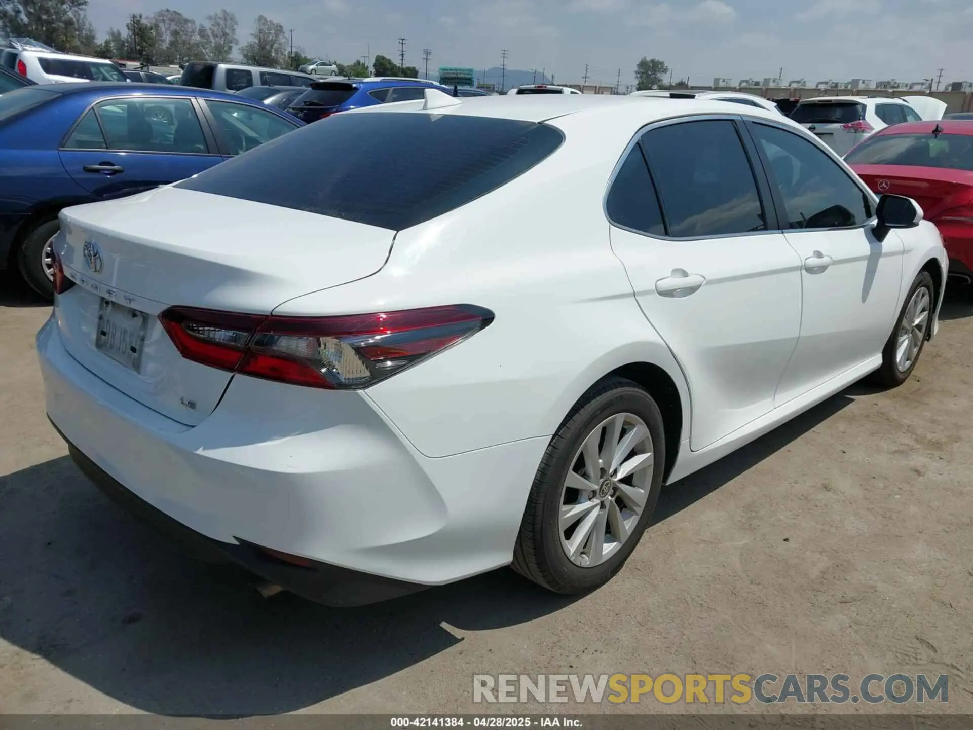4 Photograph of a damaged car 4T1C11AK5PU090955 TOYOTA CAMRY 2023