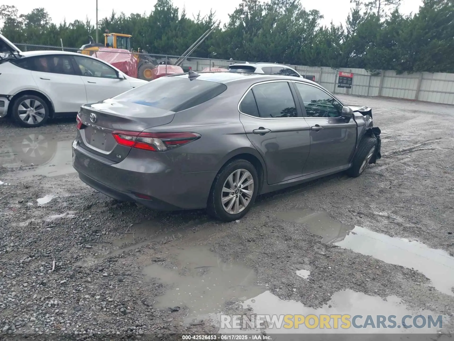 4 Photograph of a damaged car 4T1C11AK5PU106684 TOYOTA CAMRY 2023