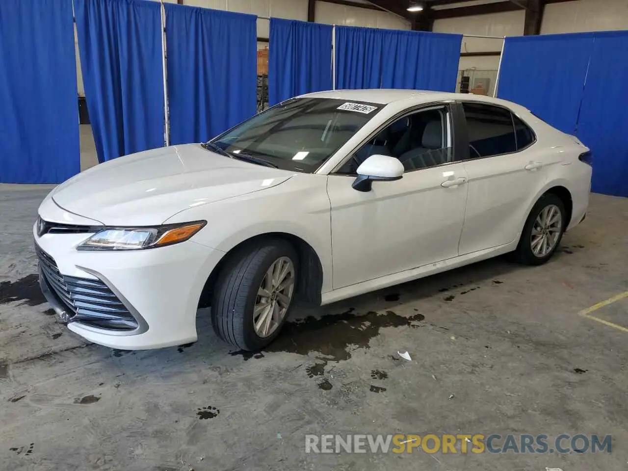 1 Photograph of a damaged car 4T1C11AK5PU107513 TOYOTA CAMRY 2023