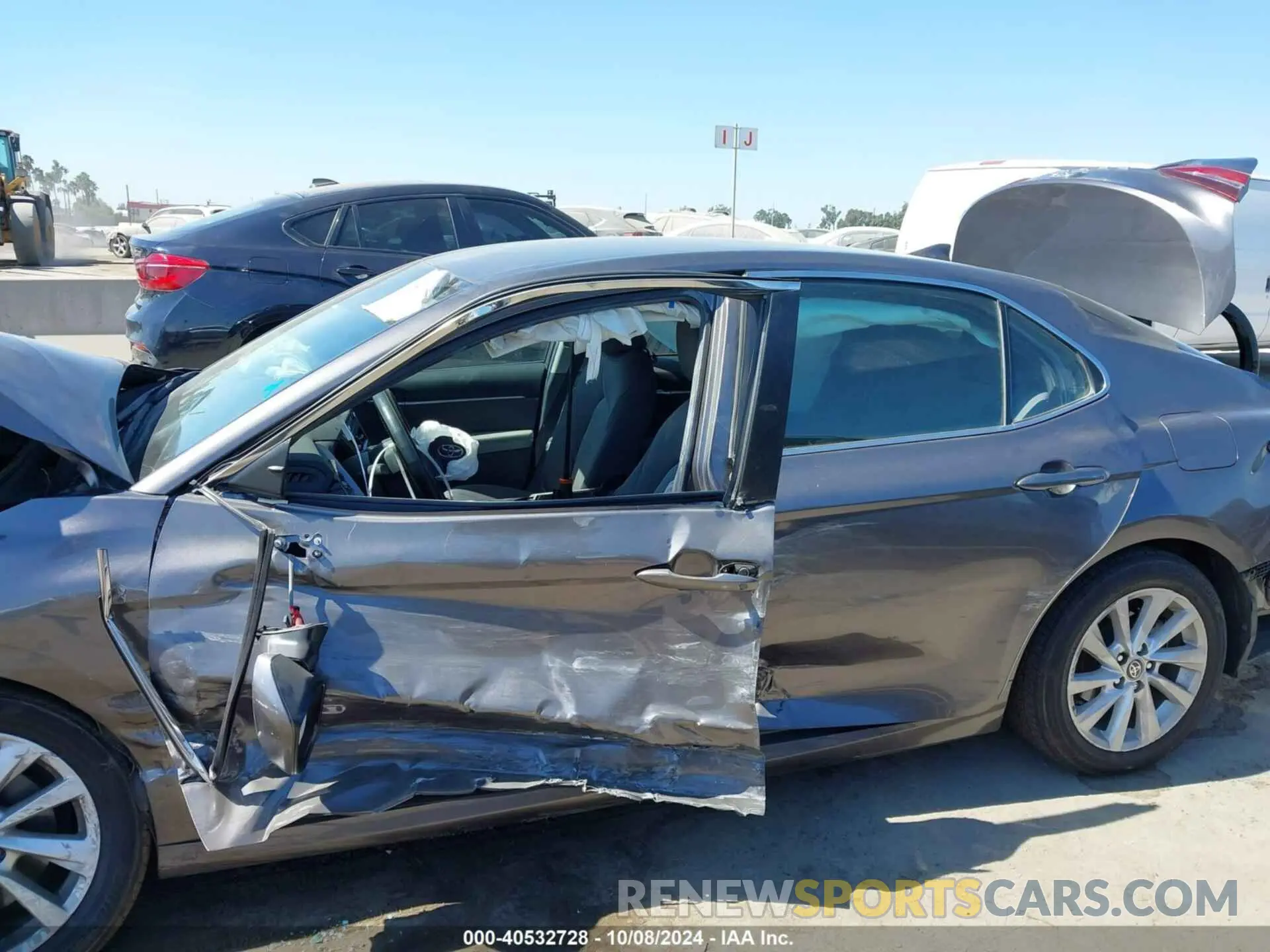 14 Photograph of a damaged car 4T1C11AK5PU764859 TOYOTA CAMRY 2023
