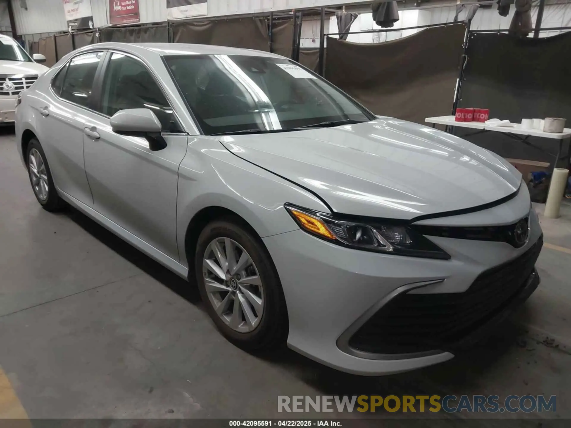 1 Photograph of a damaged car 4T1C11AK7PU105987 TOYOTA CAMRY 2023