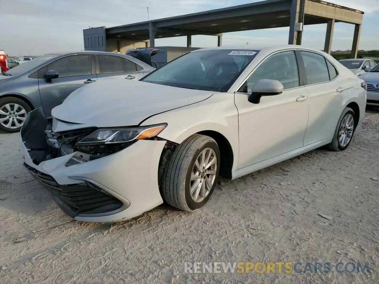 1 Photograph of a damaged car 4T1C11AK7PU161556 TOYOTA CAMRY 2023