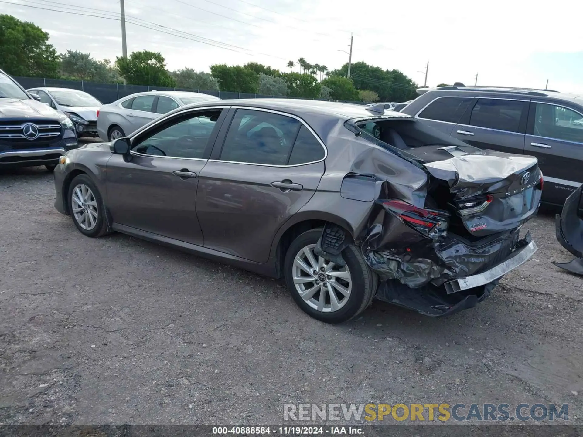 3 Photograph of a damaged car 4T1C11AK7PU188157 TOYOTA CAMRY 2023