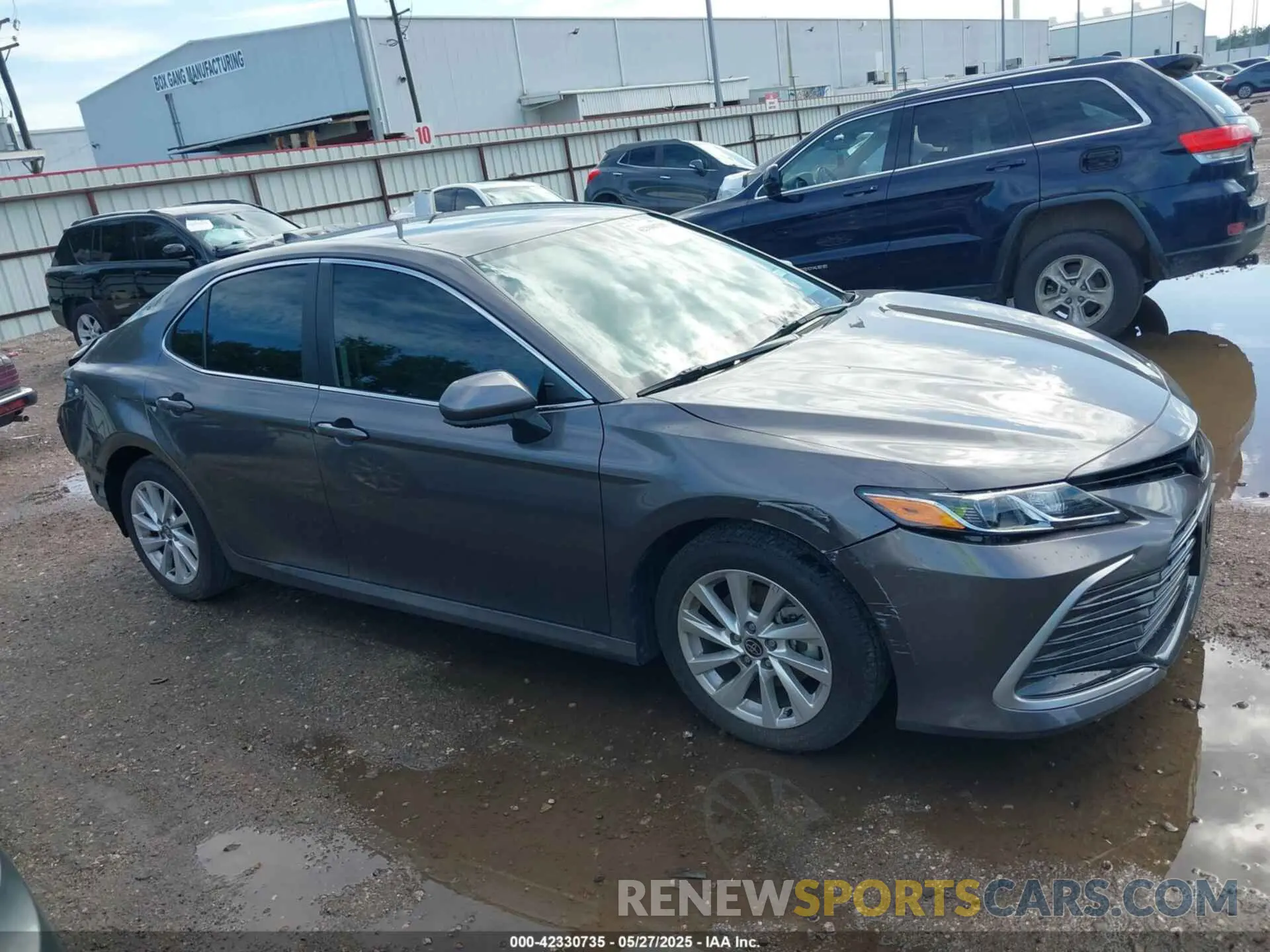 14 Photograph of a damaged car 4T1C11AK7PU809154 TOYOTA CAMRY 2023
