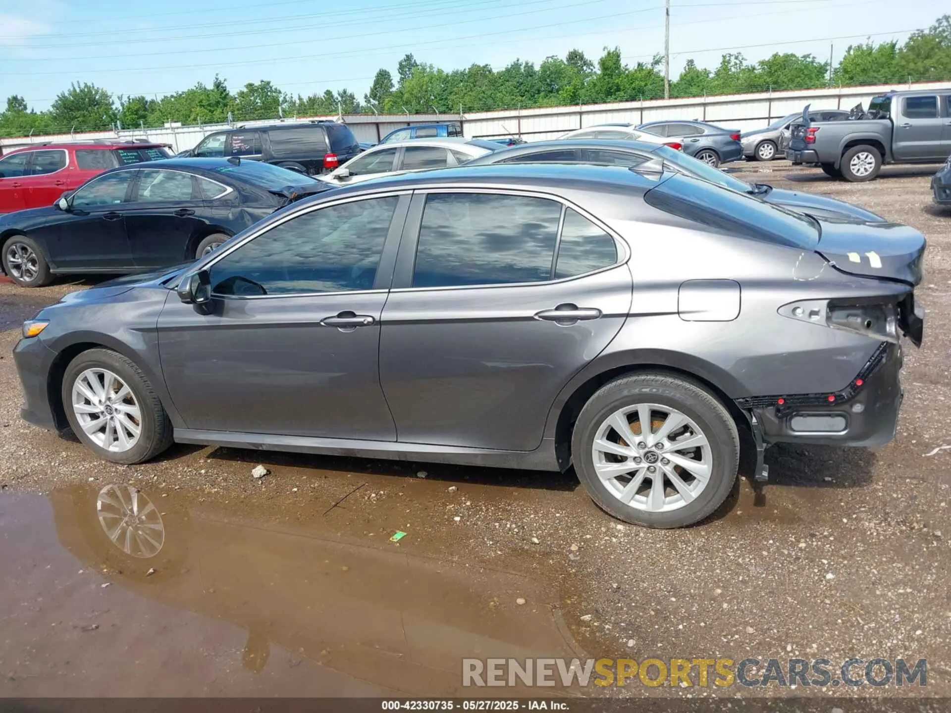 15 Photograph of a damaged car 4T1C11AK7PU809154 TOYOTA CAMRY 2023