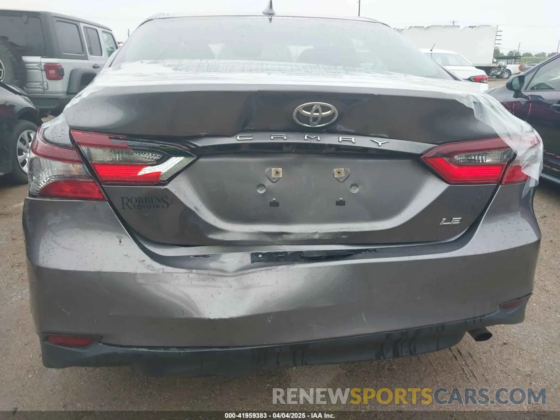 6 Photograph of a damaged car 4T1C11AK8PU121390 TOYOTA CAMRY 2023