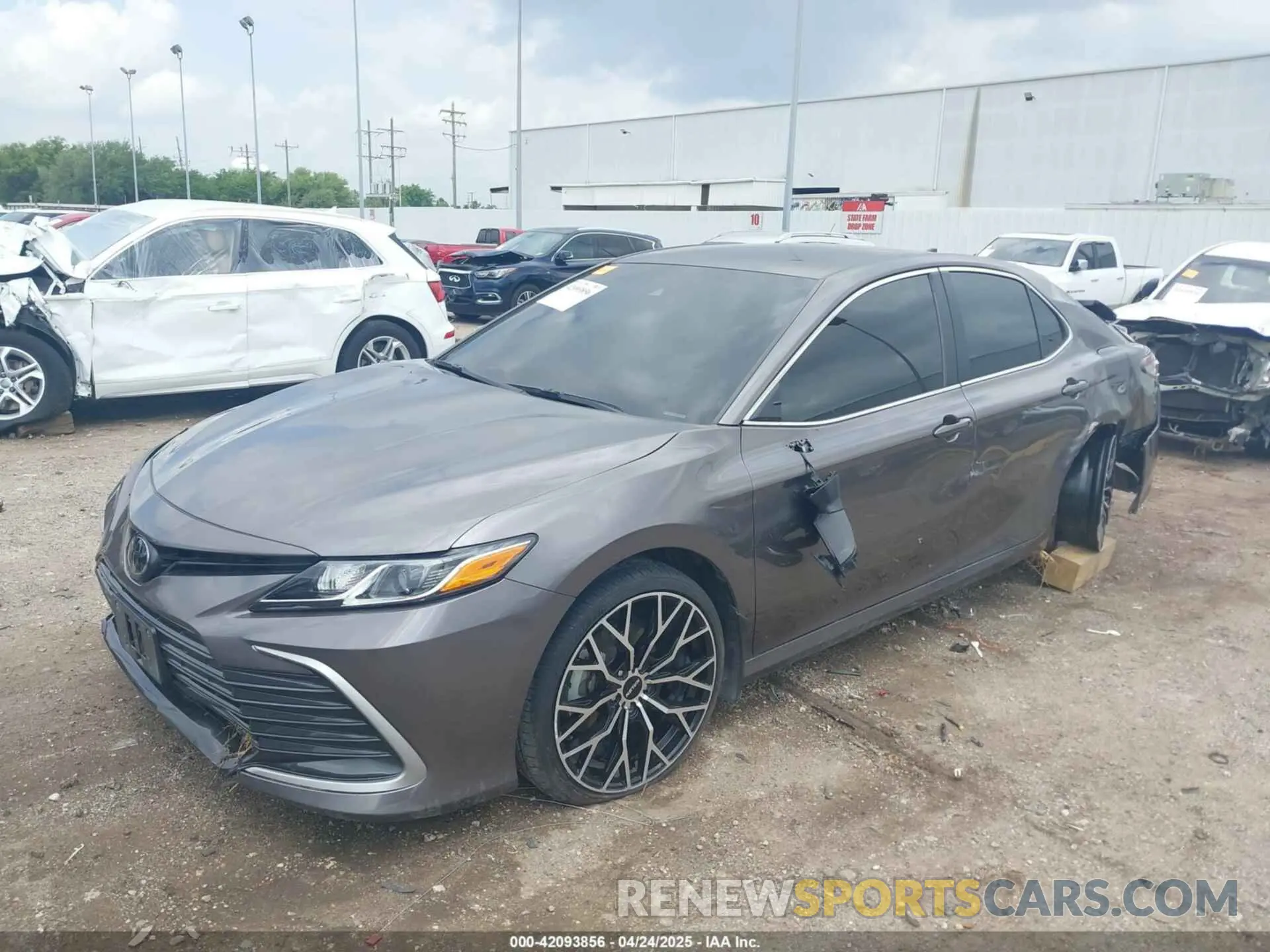 2 Photograph of a damaged car 4T1C11AK8PU132325 TOYOTA CAMRY 2023