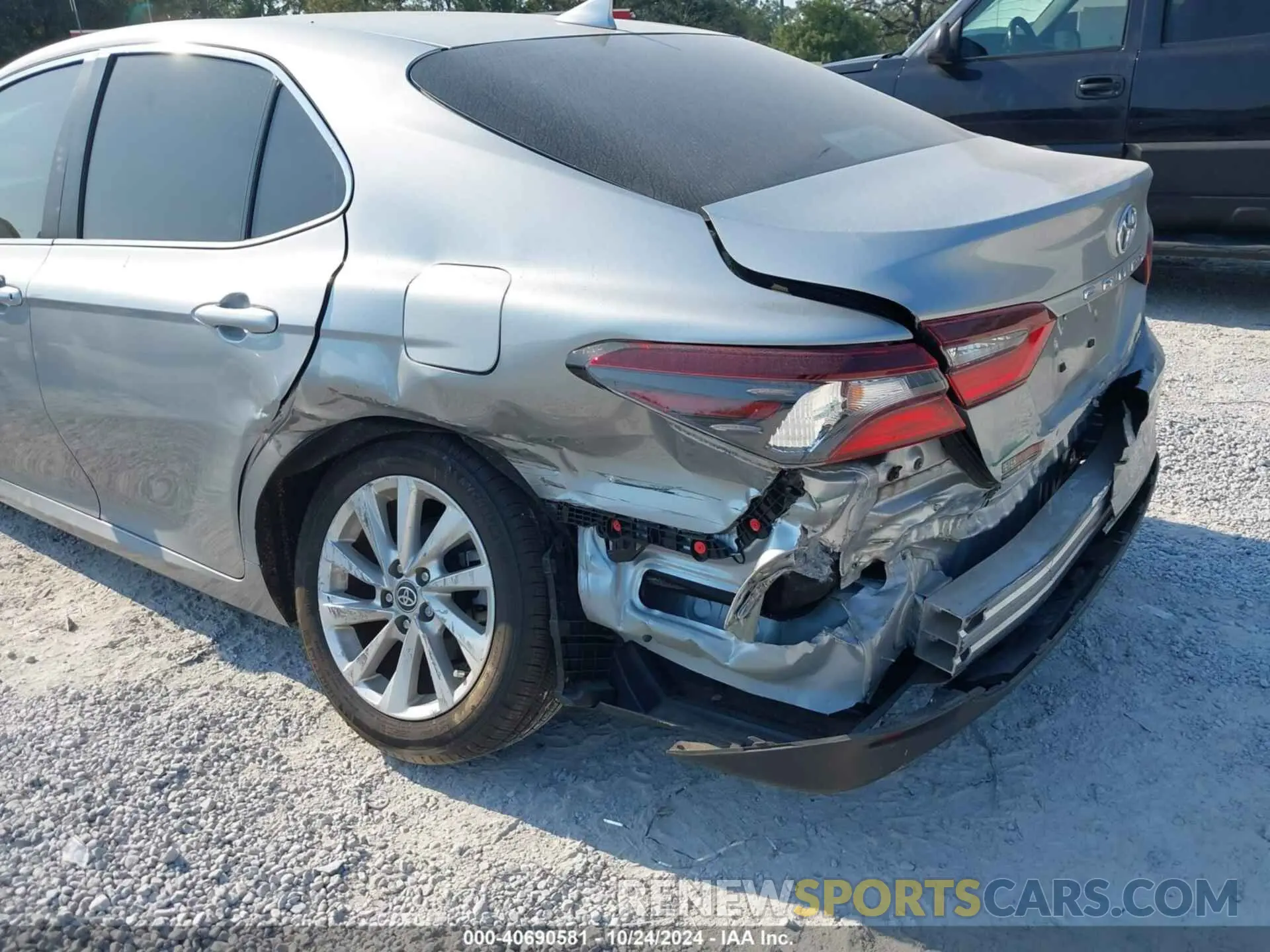 6 Photograph of a damaged car 4T1C11AK8PU157127 TOYOTA CAMRY 2023