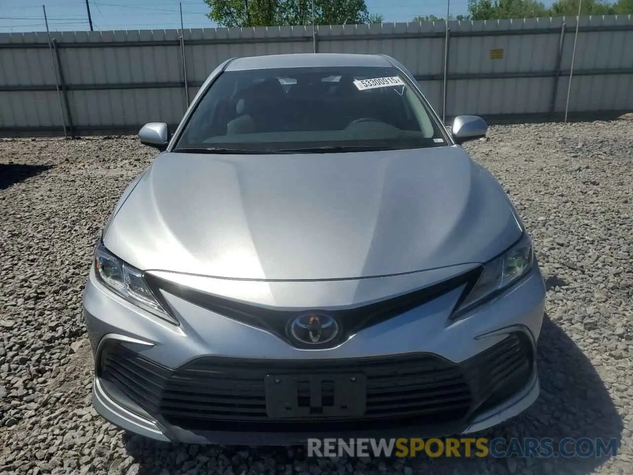 5 Photograph of a damaged car 4T1C11AK8PU749028 TOYOTA CAMRY 2023
