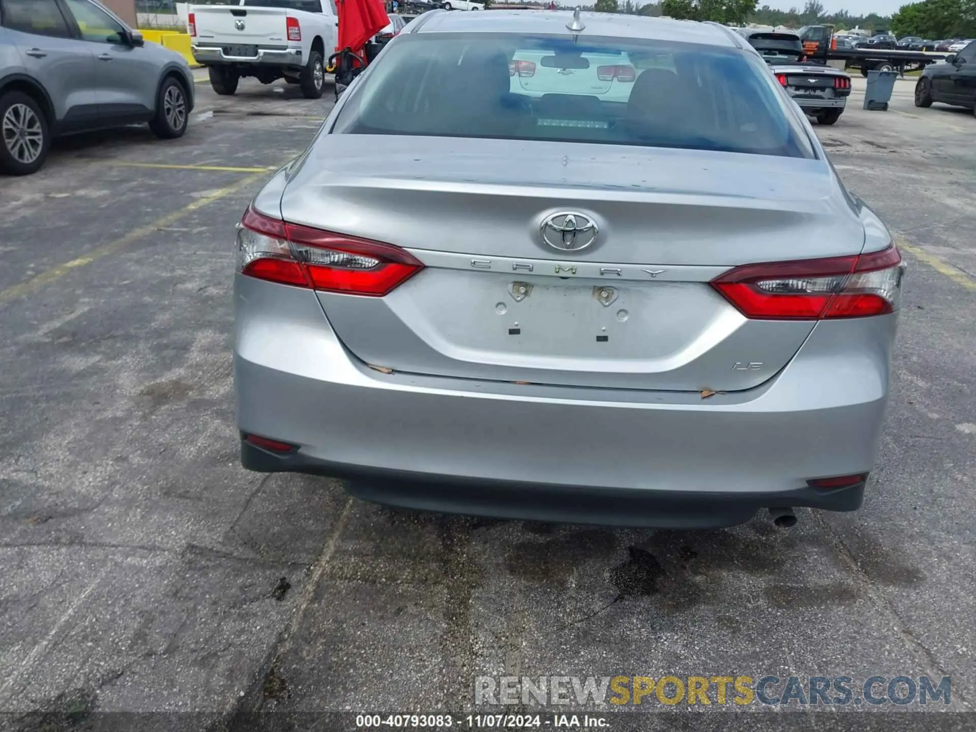 17 Photograph of a damaged car 4T1C11AK8PU757887 TOYOTA CAMRY 2023