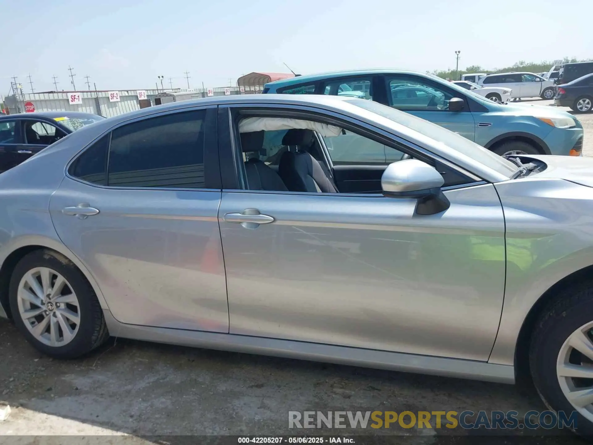 13 Photograph of a damaged car 4T1C11AK8PU806974 TOYOTA CAMRY 2023