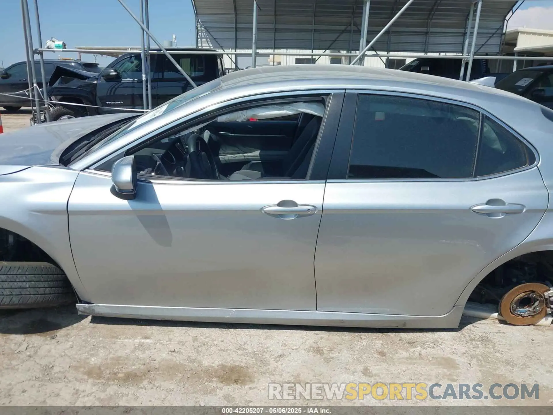 14 Photograph of a damaged car 4T1C11AK8PU806974 TOYOTA CAMRY 2023