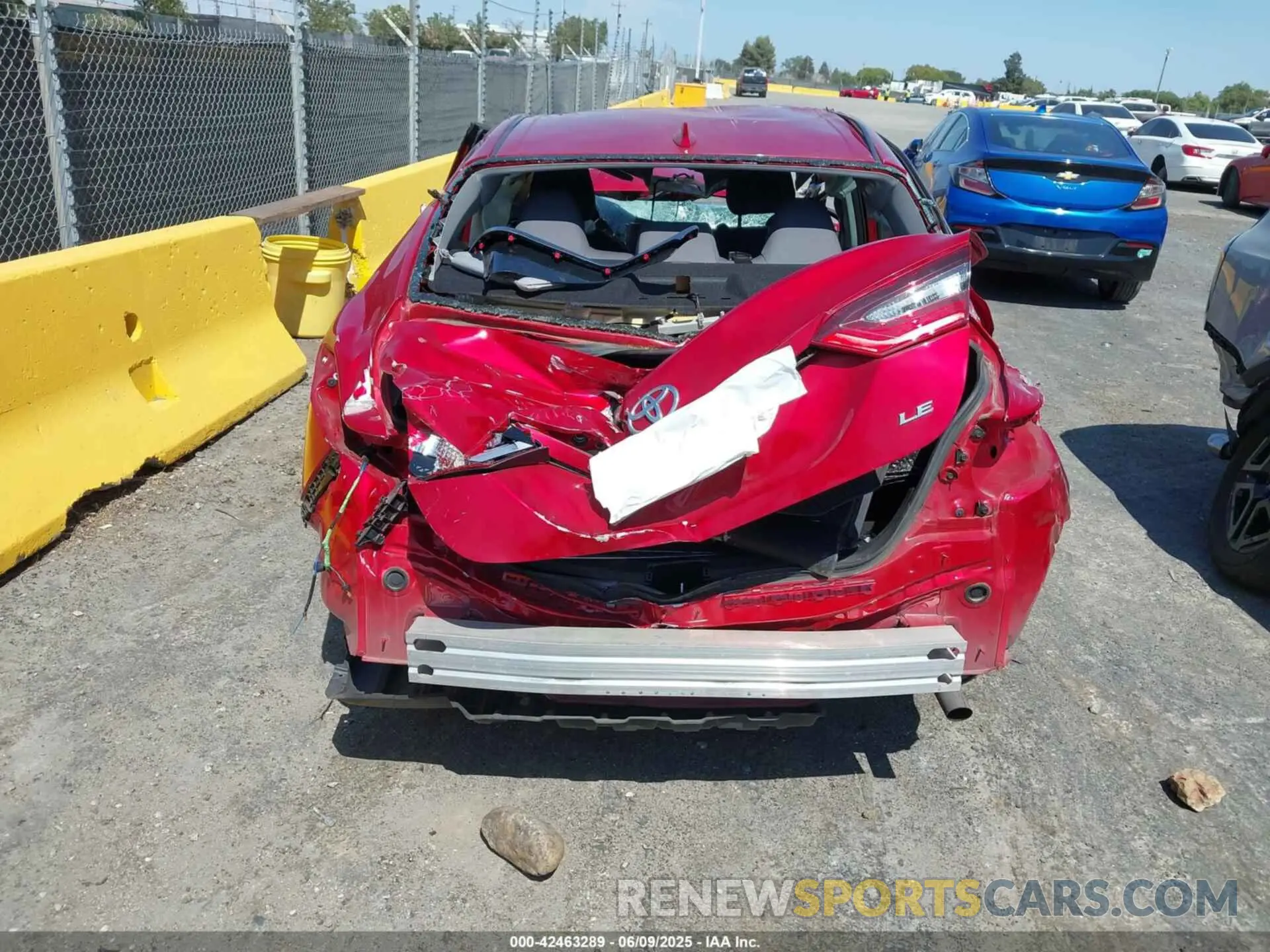 17 Photograph of a damaged car 4T1C11AK9PU090909 TOYOTA CAMRY 2023