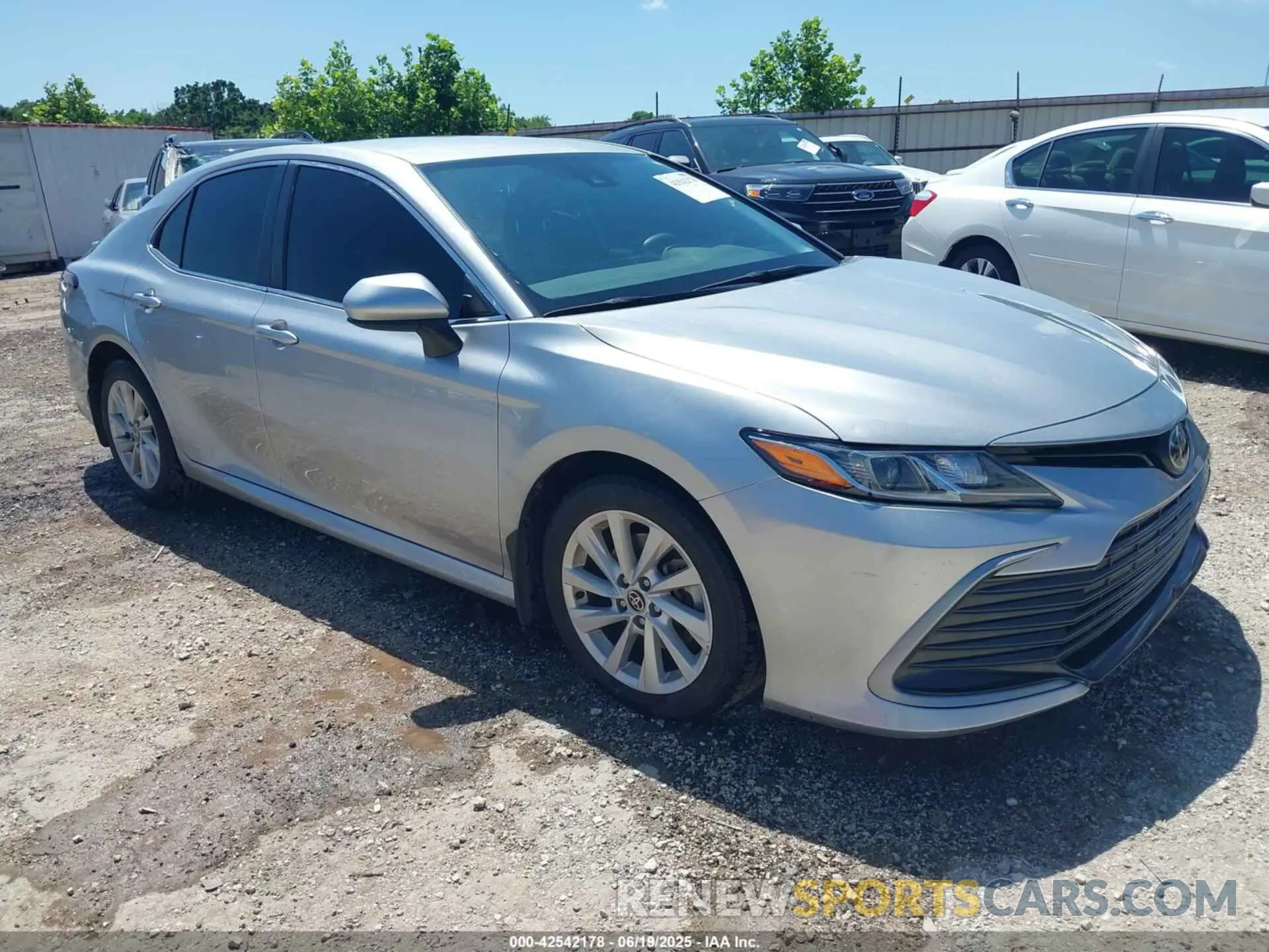 1 Photograph of a damaged car 4T1C11AK9PU095446 TOYOTA CAMRY 2023