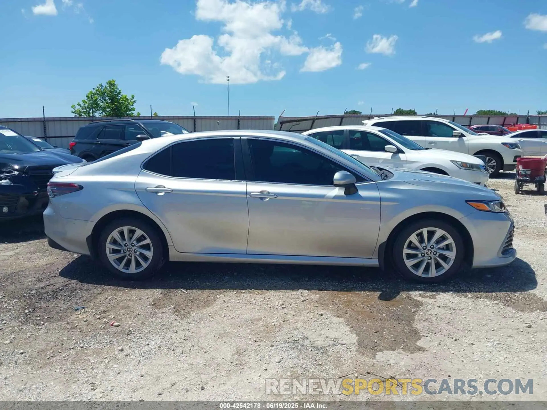 13 Photograph of a damaged car 4T1C11AK9PU095446 TOYOTA CAMRY 2023