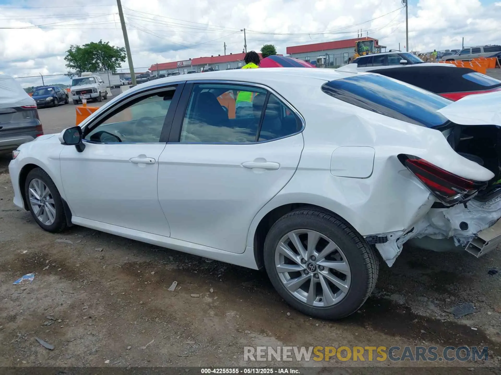 14 Photograph of a damaged car 4T1C11AK9PU108132 TOYOTA CAMRY 2023