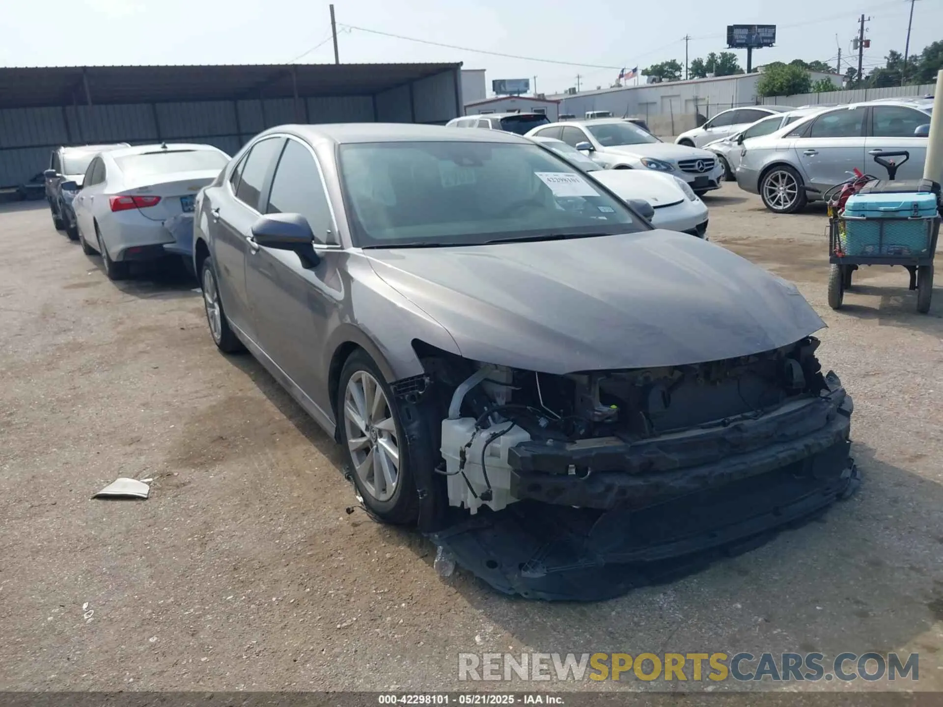 1 Photograph of a damaged car 4T1C11AK9PU762189 TOYOTA CAMRY 2023
